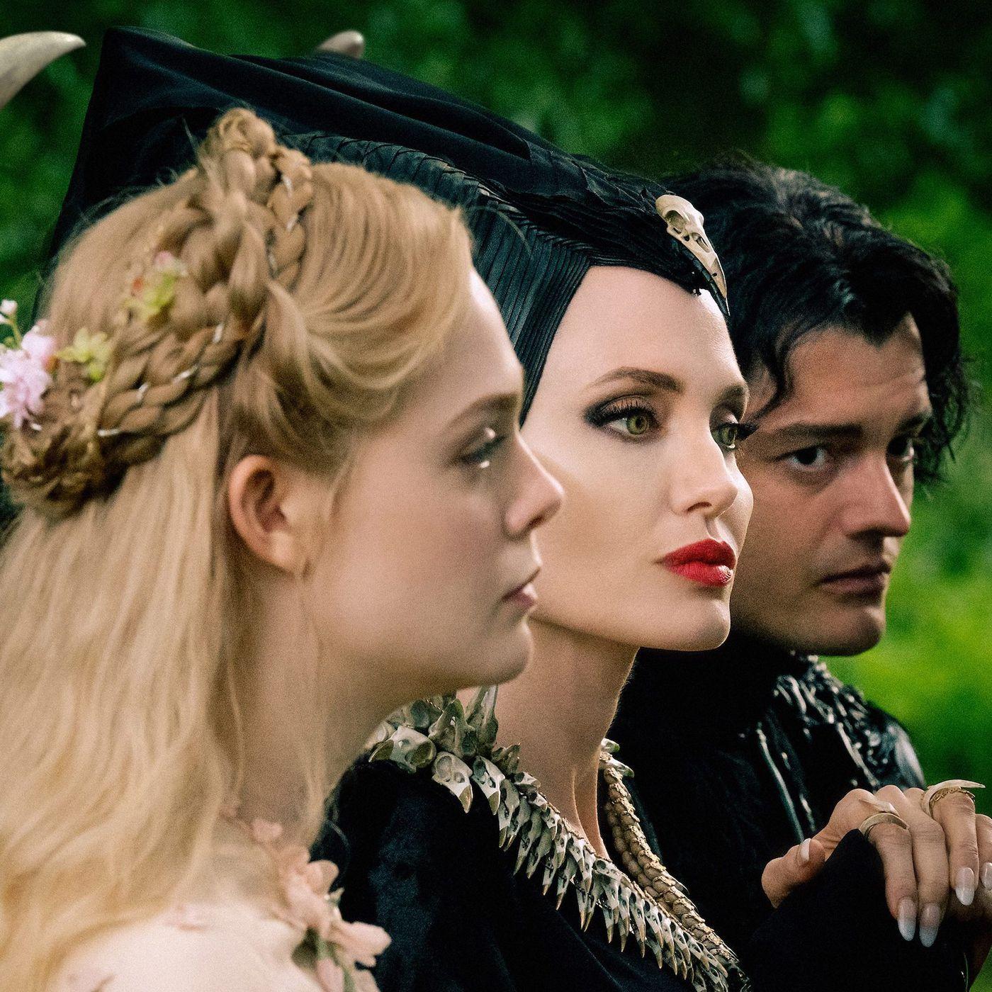 1400x1400 Unfortunately Aurora chose the wrong boyfriend in Maleficent 2