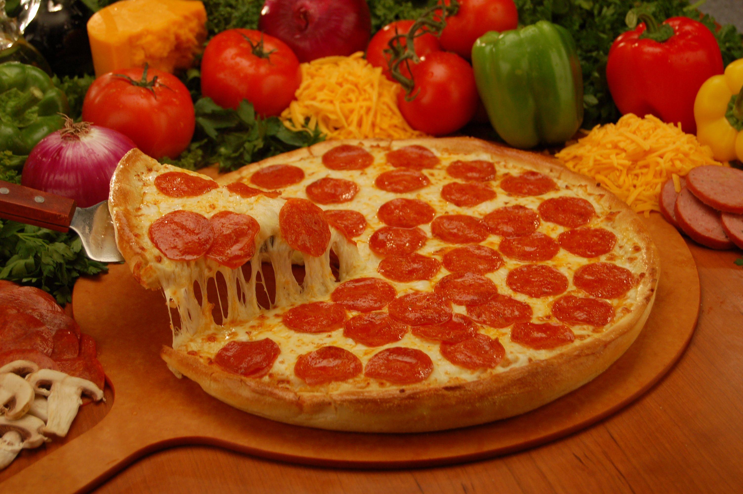 3008x2000 Pizza Rolls Wallpaper