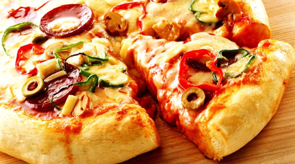 1256x698 Pizza Rolls Wallpaper