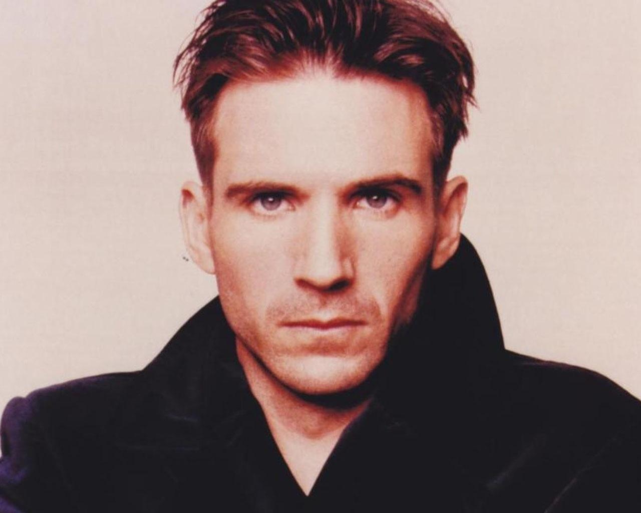 1280x1024 Ralph Fiennes. Ralph fiennes, Celebrity wallpaper, Joseph fiennes