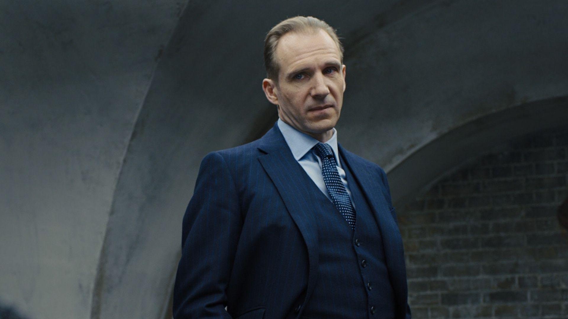 1920x1080 Maggie Gyllenhaal and Ralph Fiennes Set to Star in True Story Film