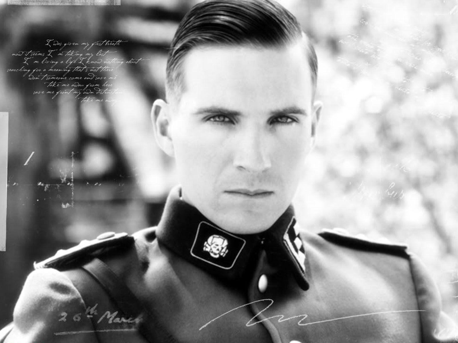 1600x1200 Ralph Fiennes wallpaperx1200