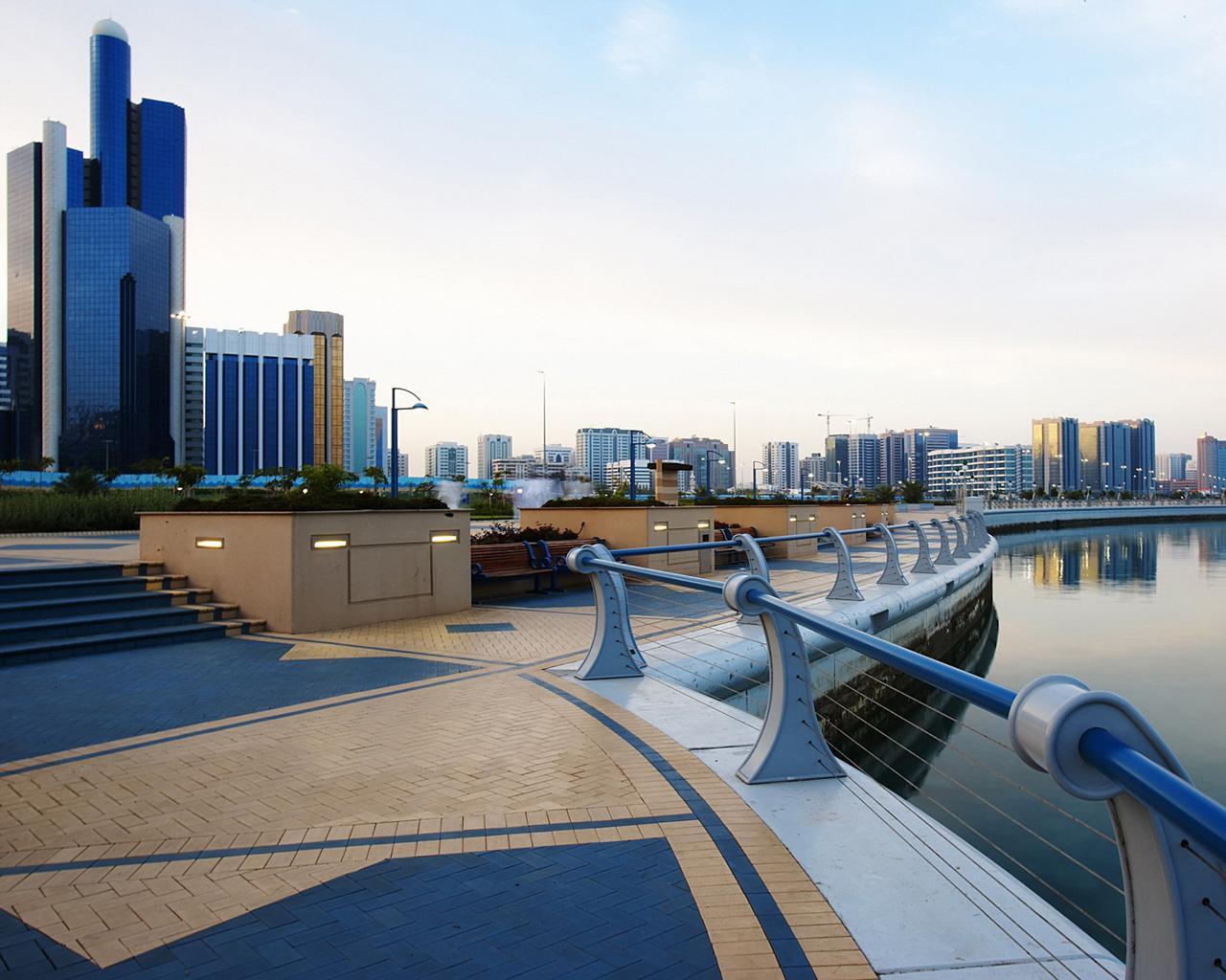 1280x1024 Abu Dhabi city view