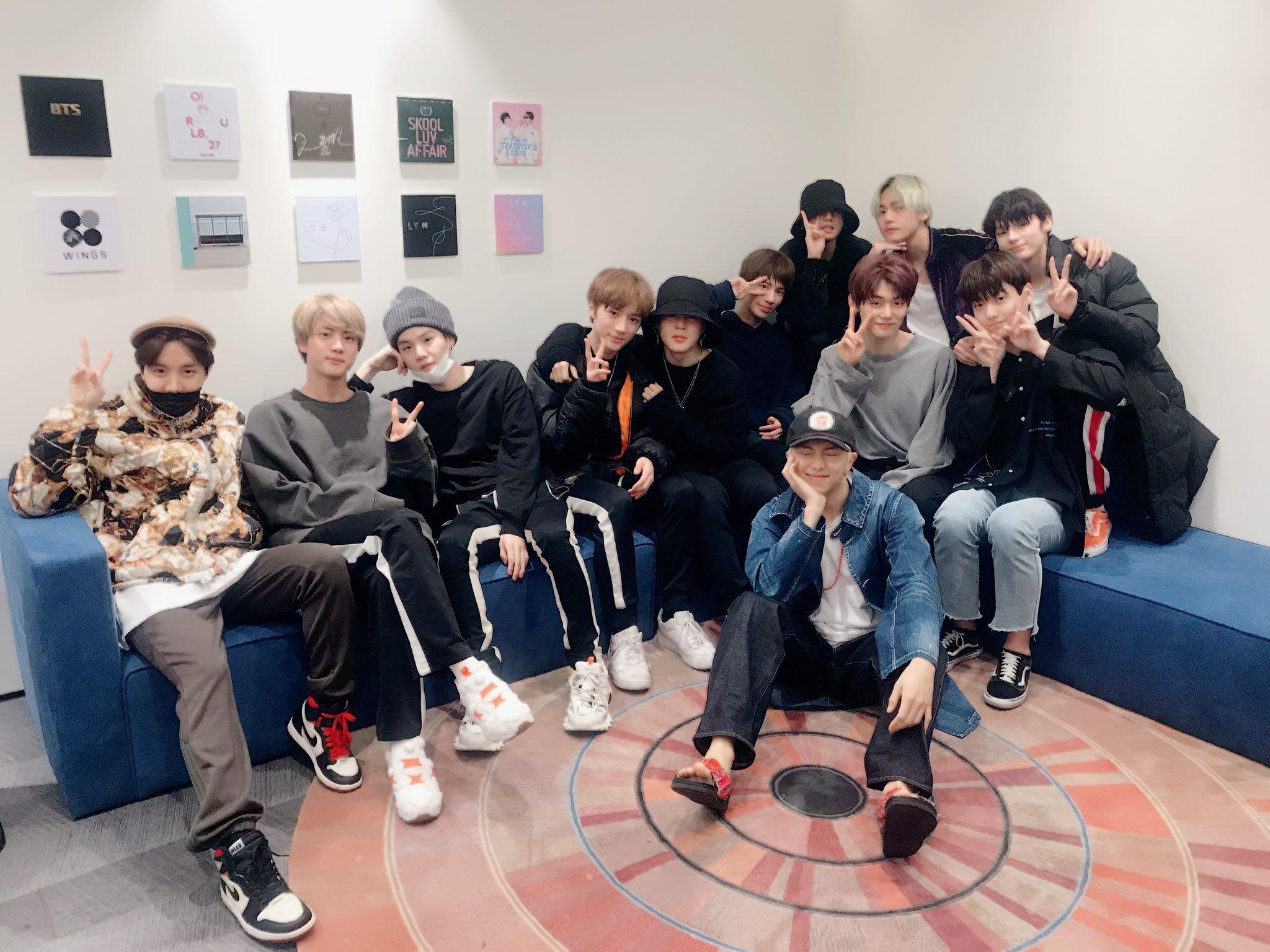 2048x1536 Txt Members Wallpaper