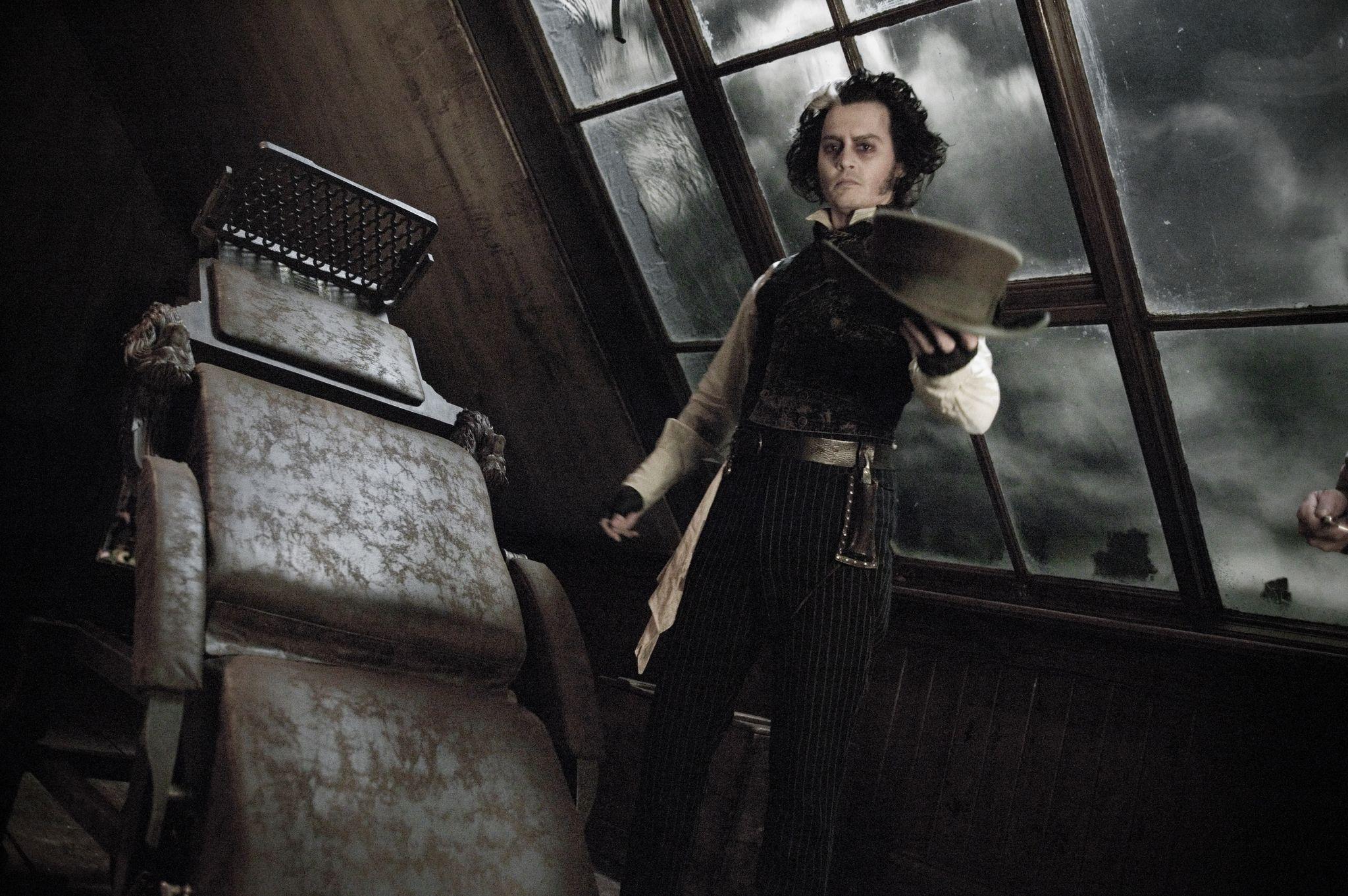 2048x1362 Sweeney Todd: The Demon Barber of Fleet Street (2007)