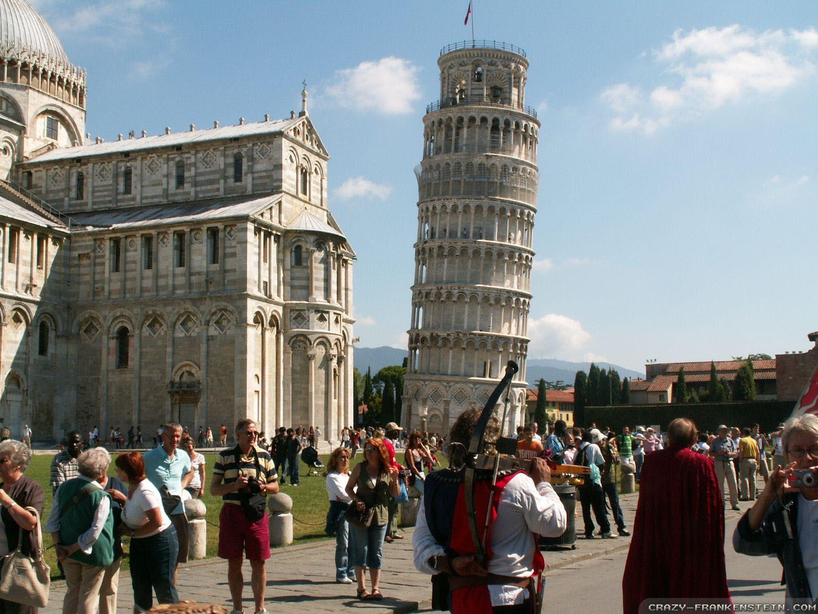 1600x1200 Pisa Tower wallpaper