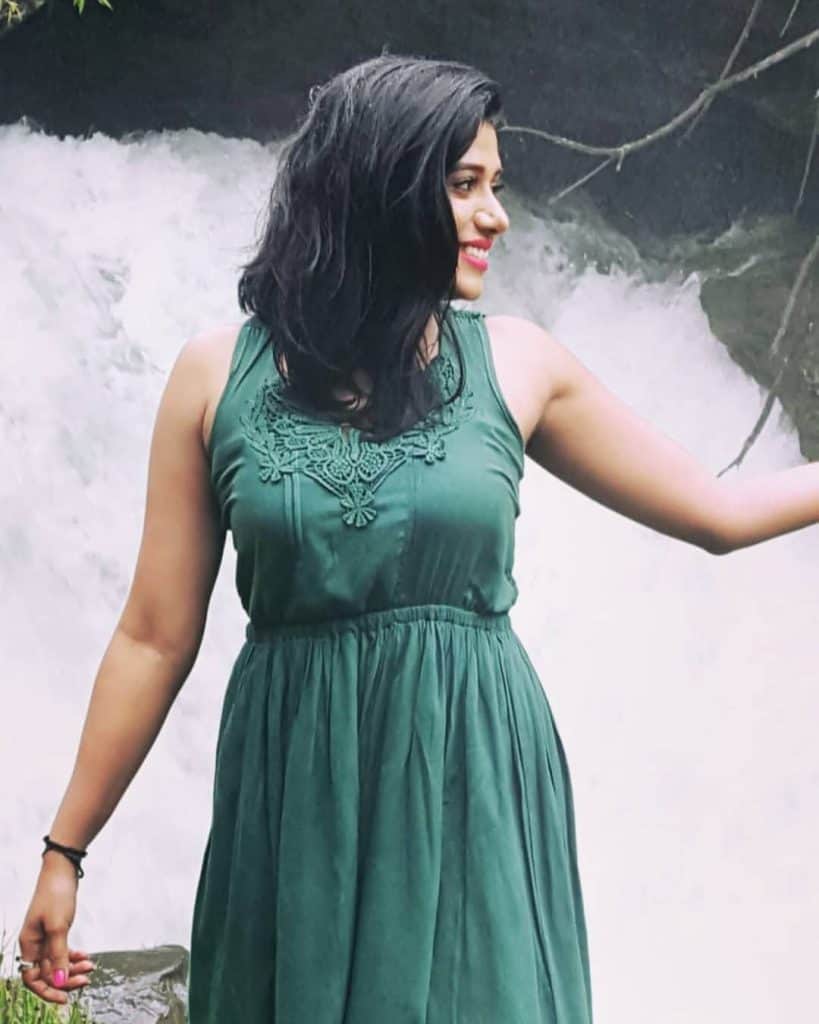 819x1024 Shilpa Manjunath Wallpaper