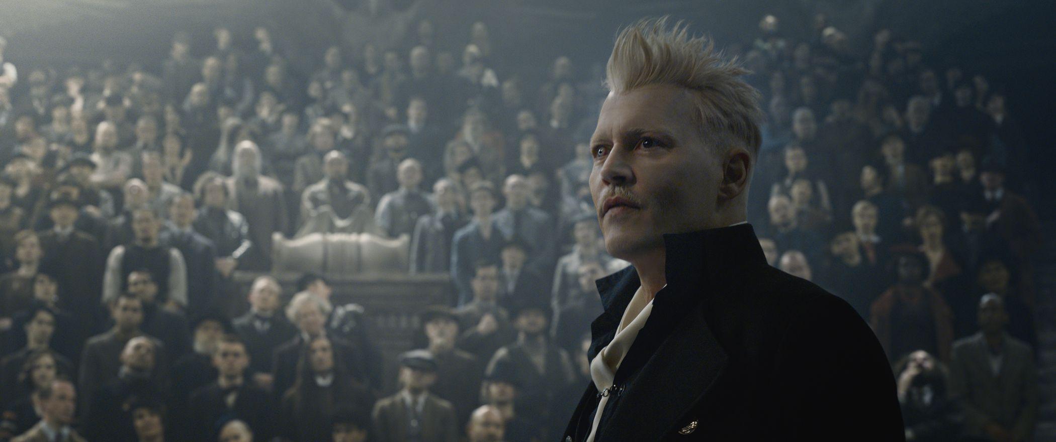 2100x880 Fantastic Beasts 2 Image Reveal Johnny Depp, Nicolas Flamel