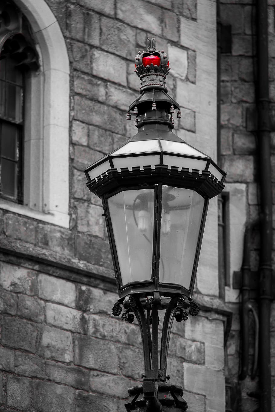 910x1365 HD wallpaper: windsor castle, united kingdom, lamp, british