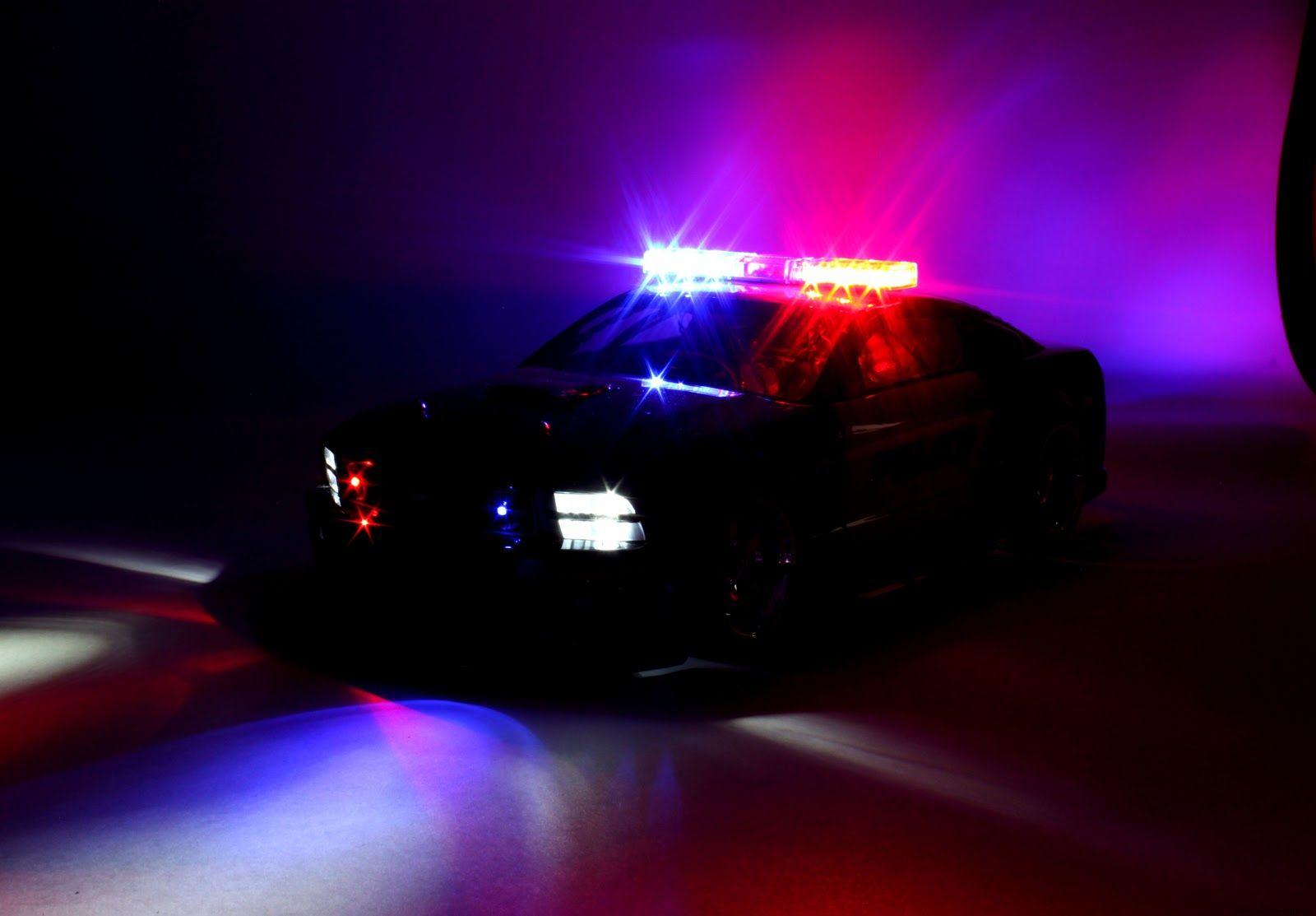 1600x1113 Police car lights photohop