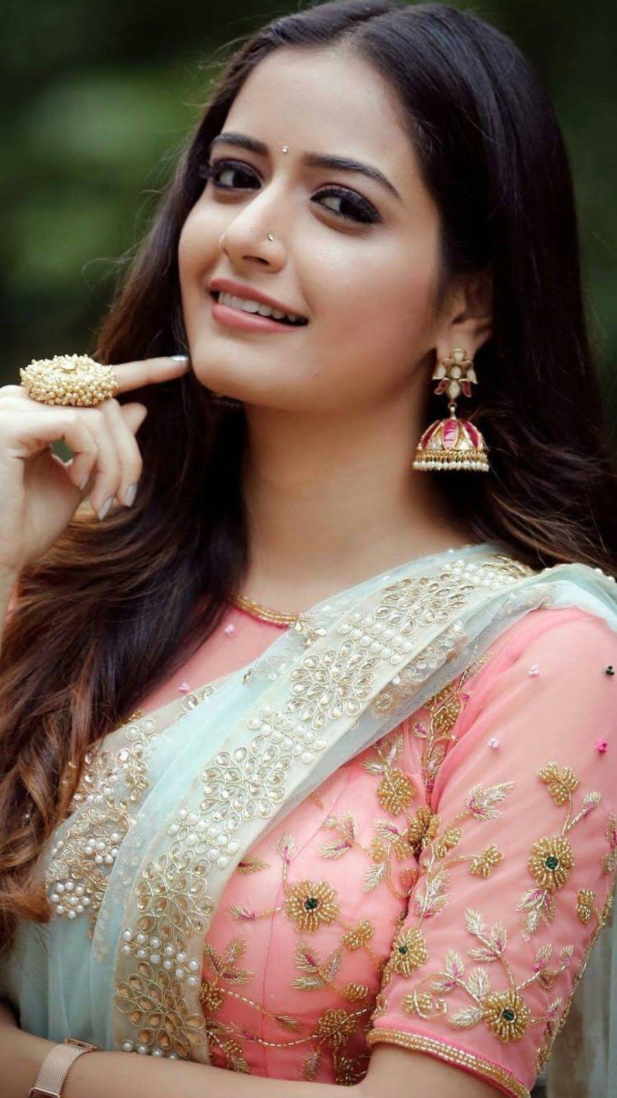 900x1600 Stylish girl image