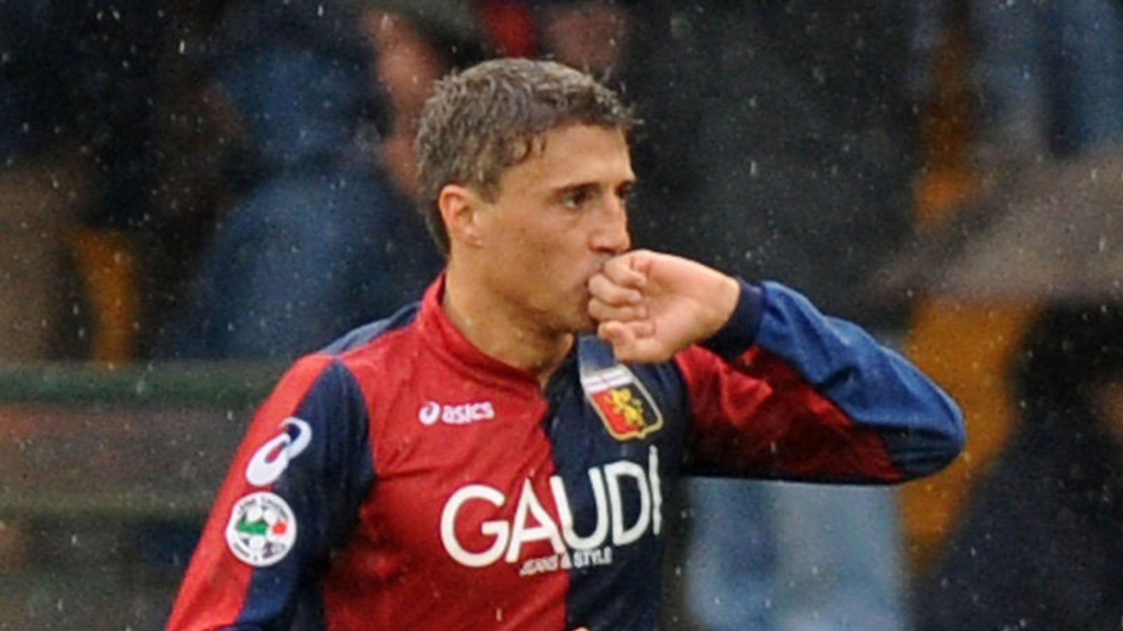1600x900 Crespo on the move