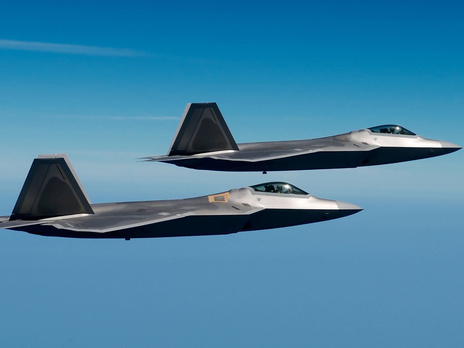 1920x1440 HD Military Wallpaper: Lockheed Martin F 22 Raptors In Flight