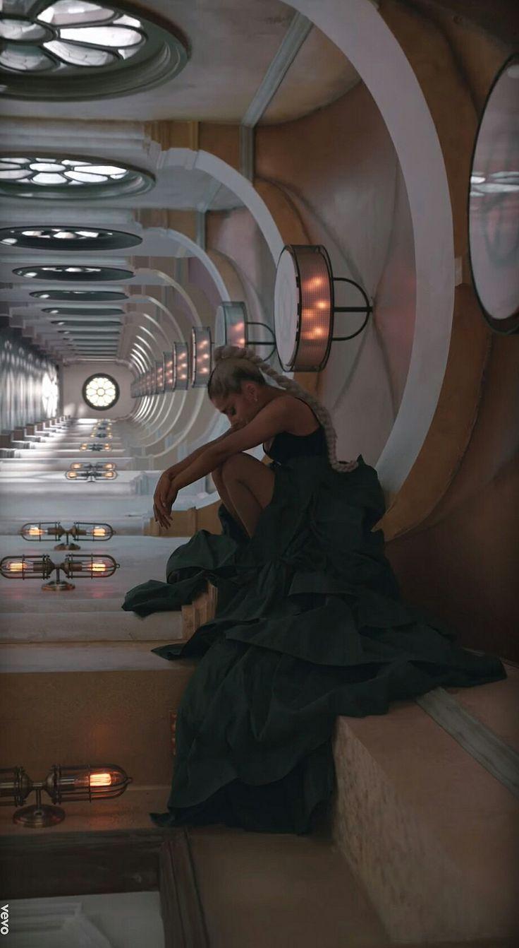 Ariana Grande No Tears Left To Cry Wallpapers Top Free Ariana Grande No Tears Left To Cry Backgrounds Wallpaperaccess