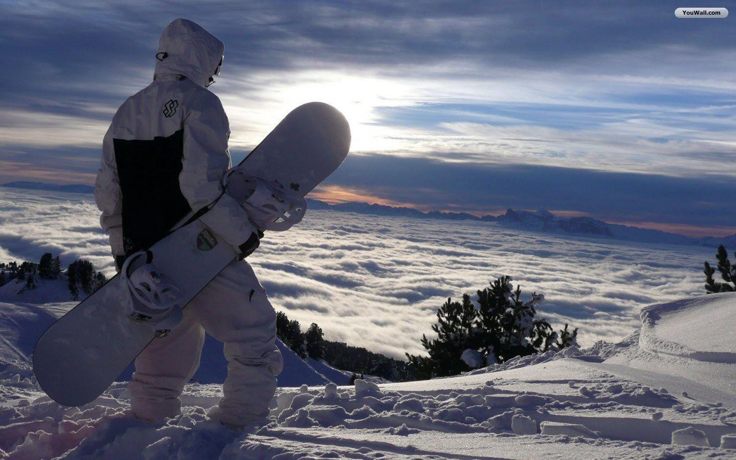 1440x900 Snowboarding Wallpaper