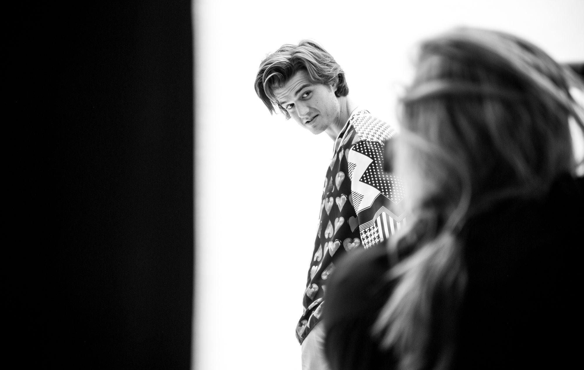 Joe Keery Wallpapers - Top Free Joe Keery Backgrounds - WallpaperAccess