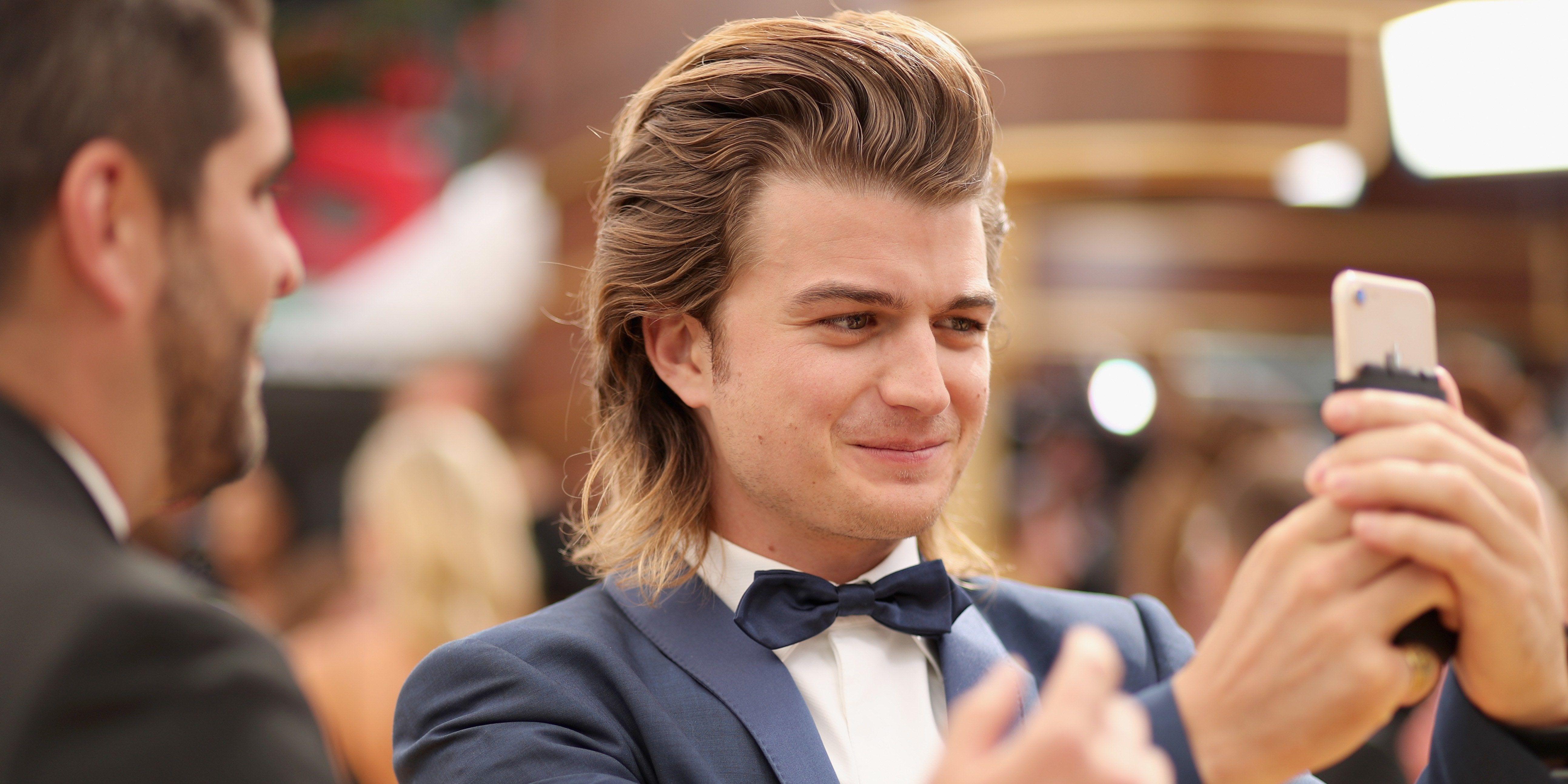 5172x2586 Twitter Reacts to Stranger Things' Joe Keery's Mullet at the 2018