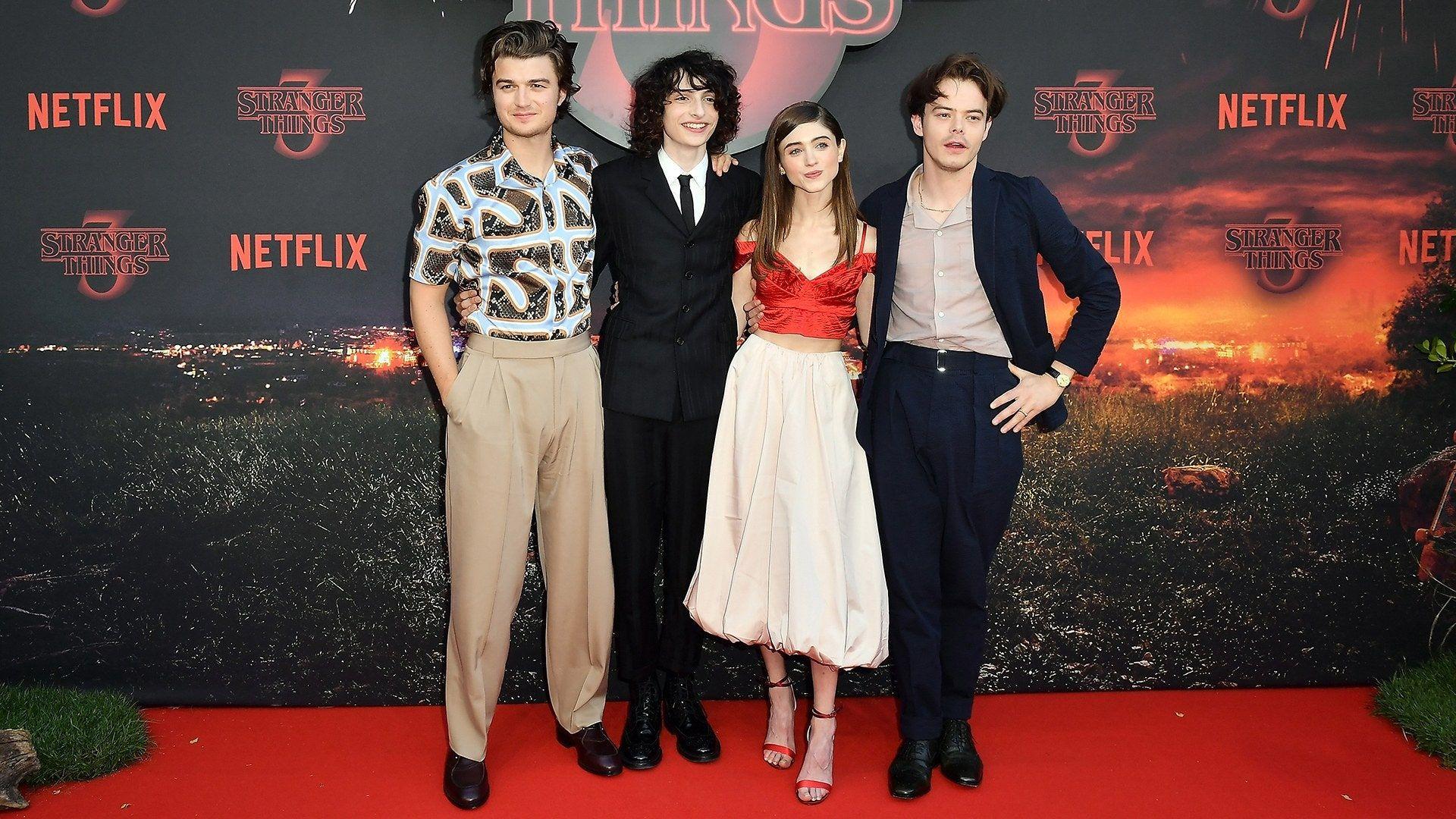 1920x1080 There's Nothing Strange About Joe Keery's Wider Than Wide Trousers