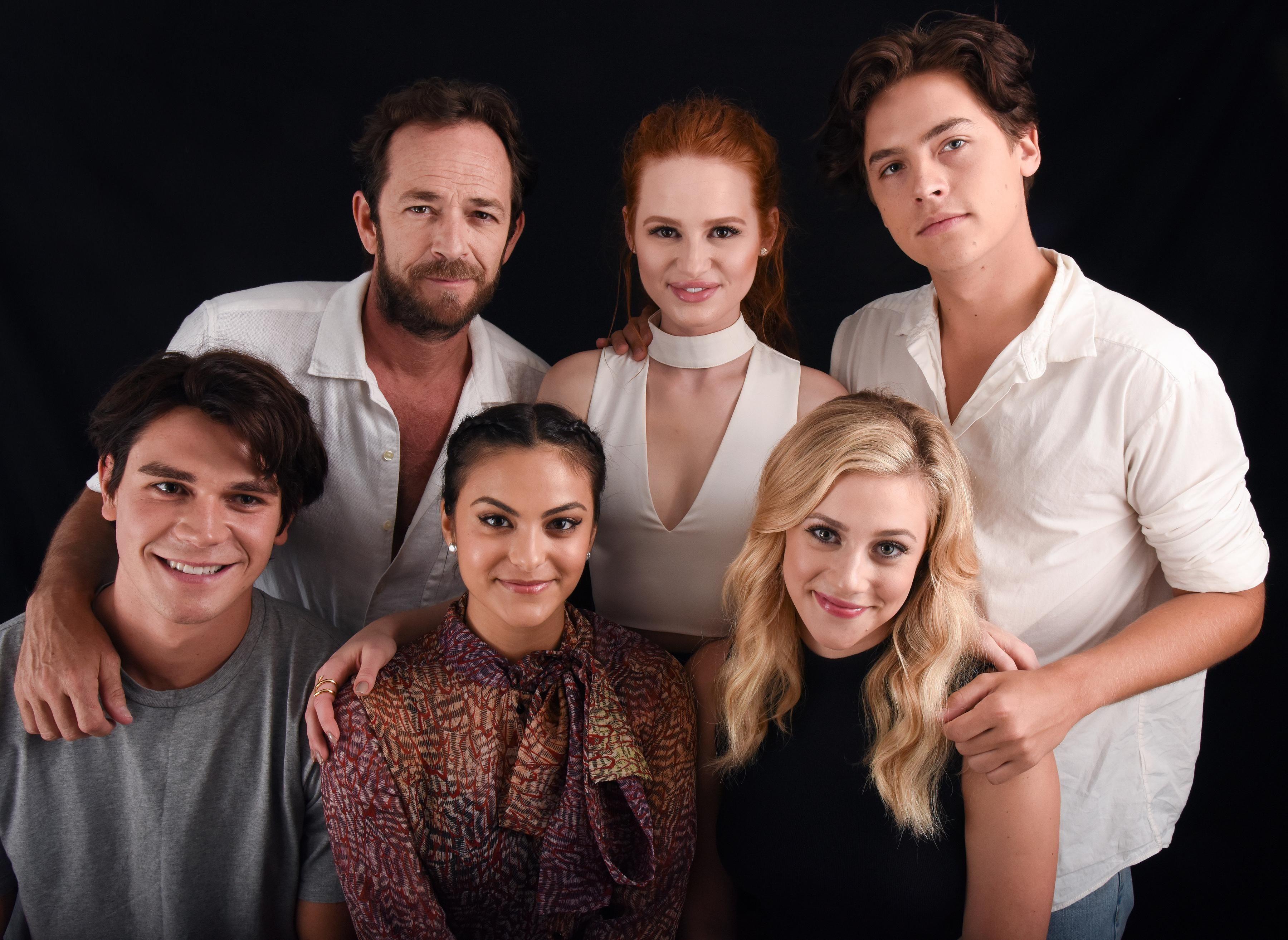 3600x2626 Wallpaper Riverdale, Cheryl Blossom, Cole Sprouse