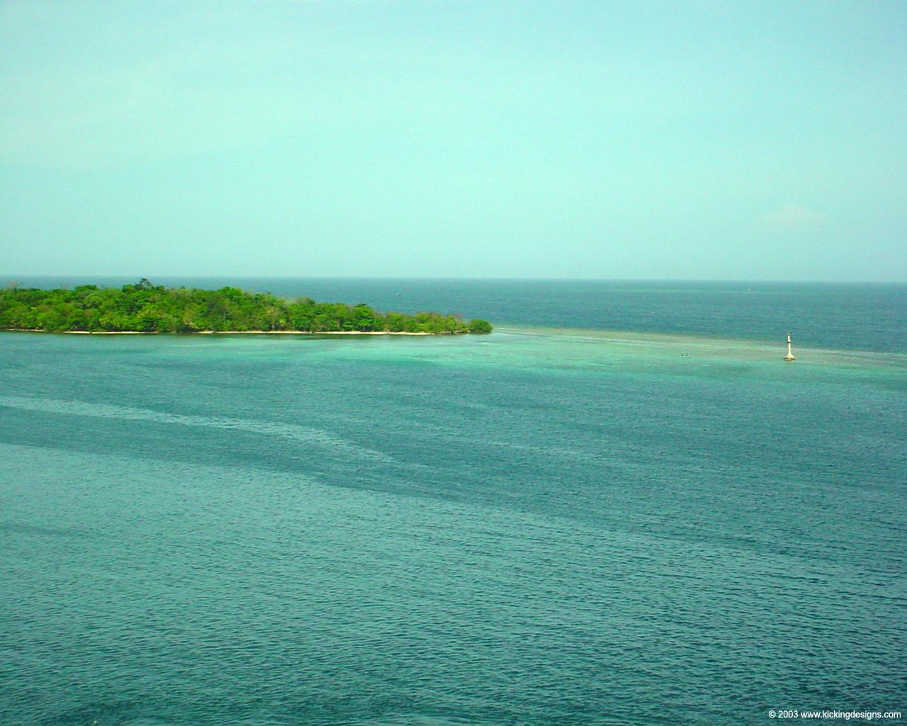 1280x1024 Roatan Desktop Wallpaper x 1024