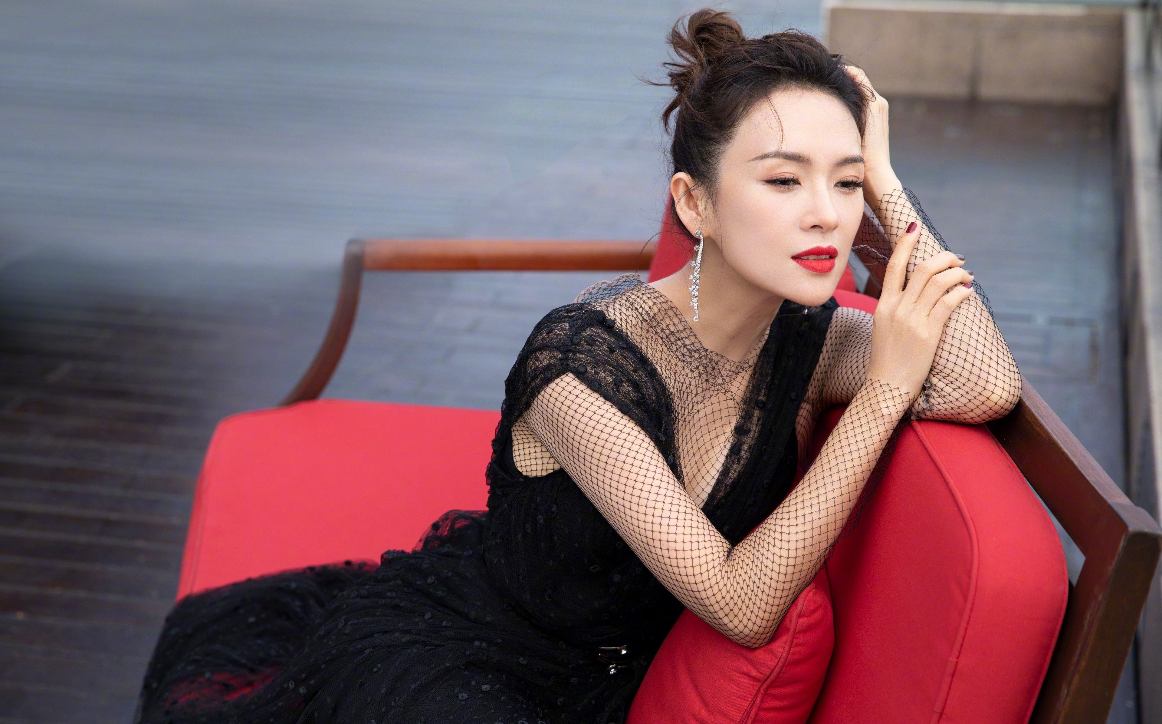 3840x2391 Wallpaper look, pose, makeup, figure, actress, Zhang Ziyi, Zhang Ziyi for mobile and desktop, section девушки, resolution 3840x2391