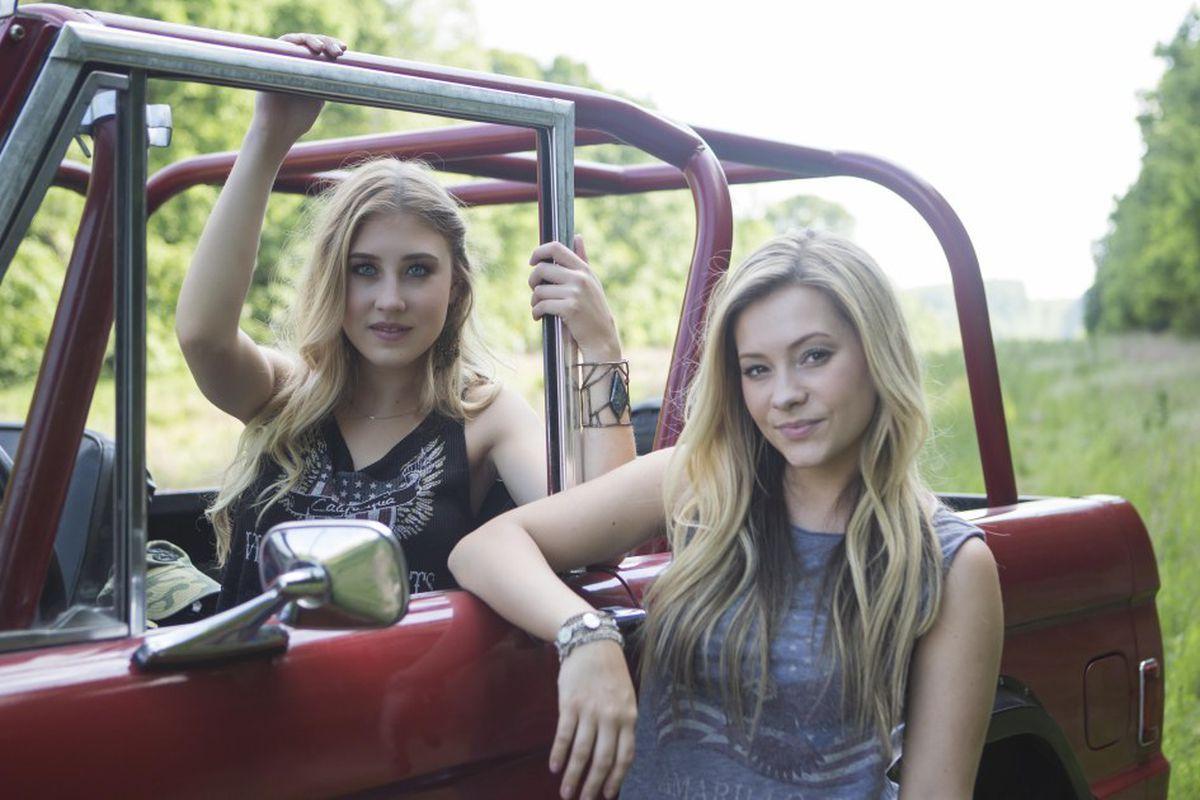 1200x800 Maddie & Tae find strength in their independence, music