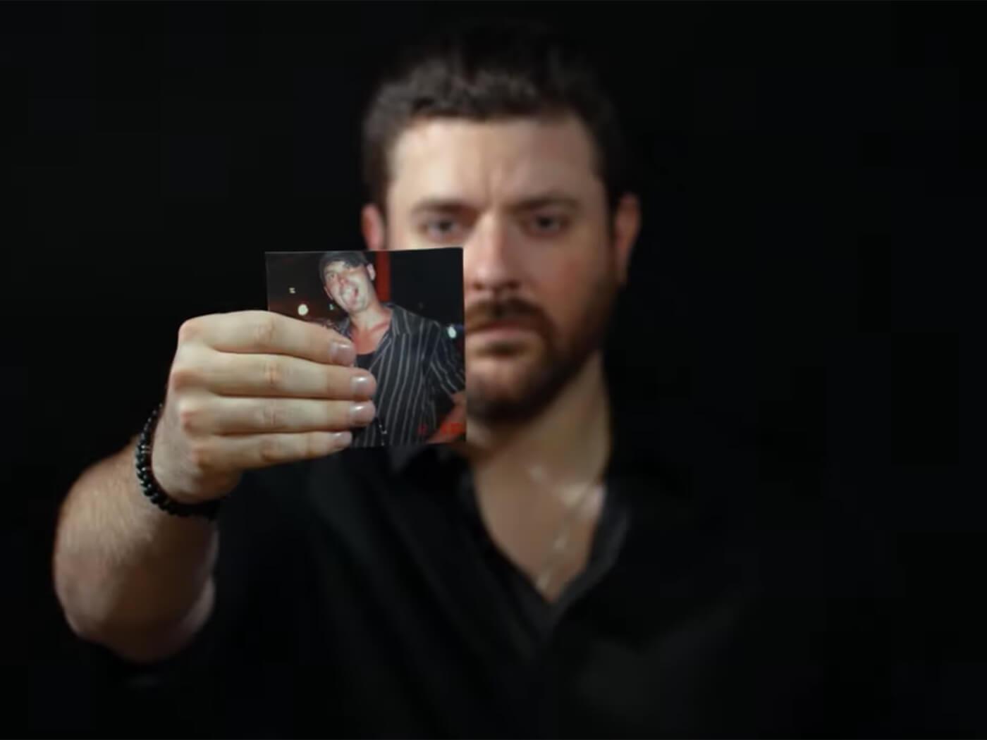 1400x1050 Chris Young releases emotional video for “Drowning”