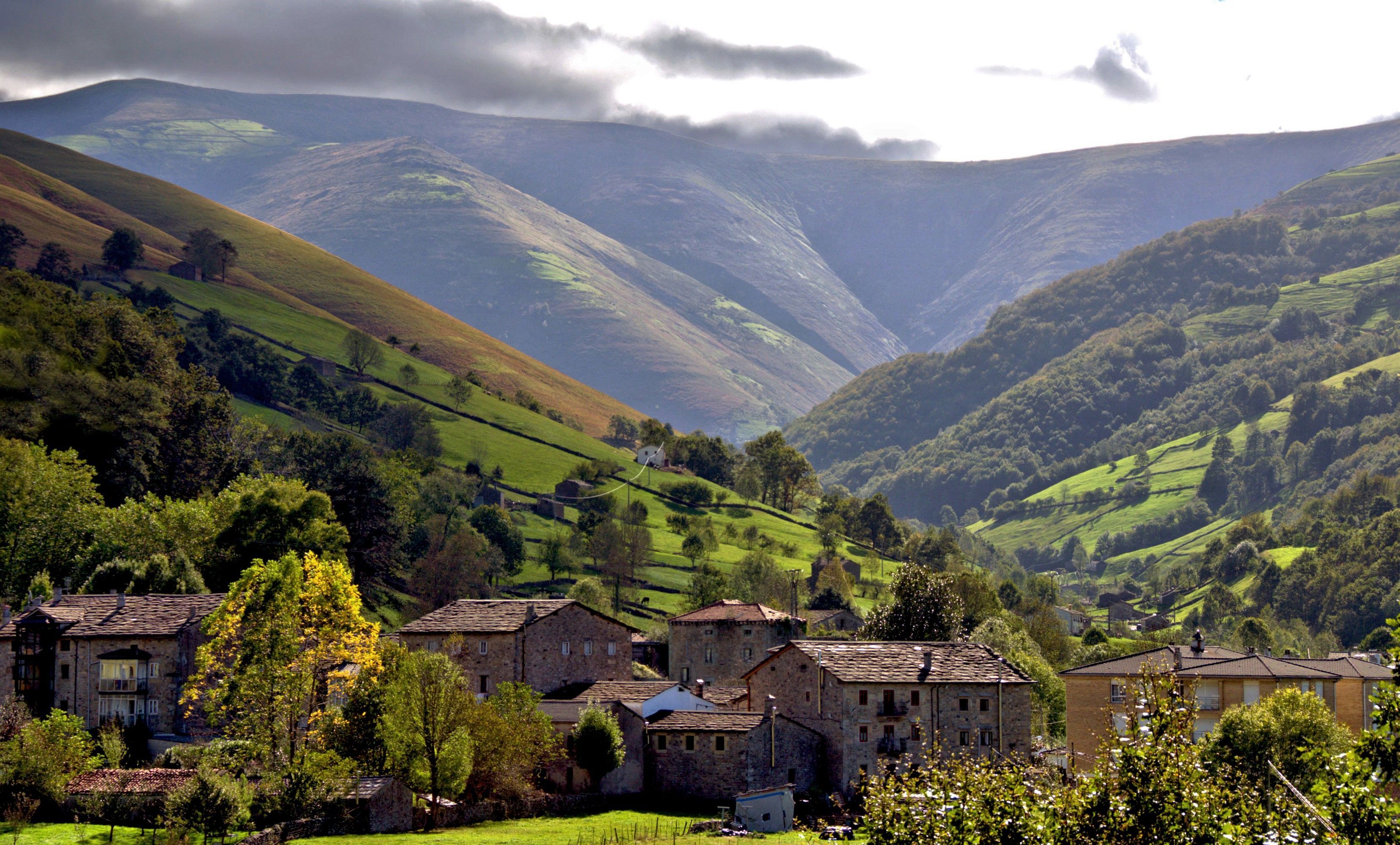 3314x2000 Cantabria, Spain, Mountains, Houses, Trees, HD Wallpaper