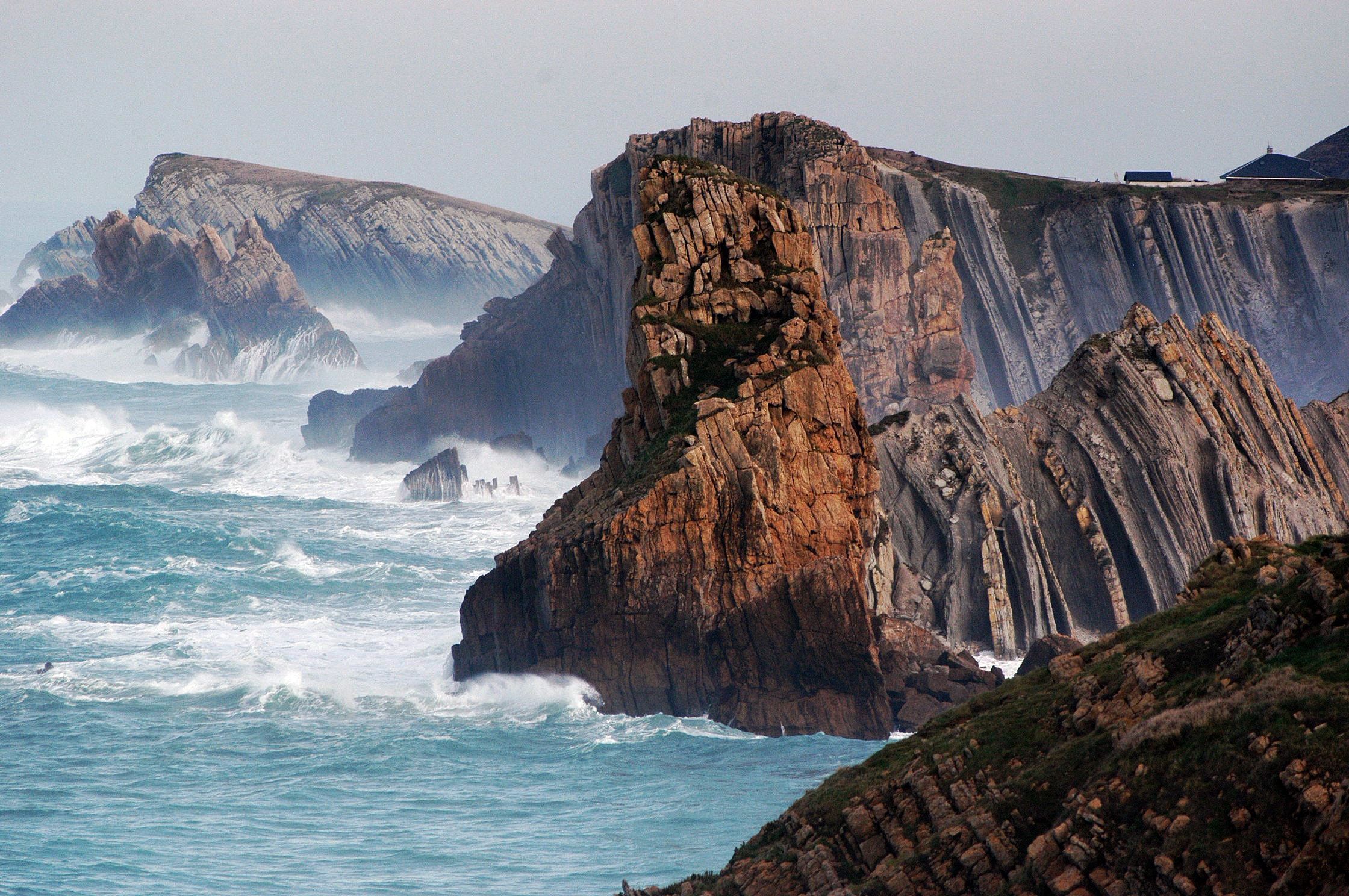 2240x1488 The Lonely Planet travel guide picks Cantabria as the second best European destination to discover. Leisure & Pleasure
