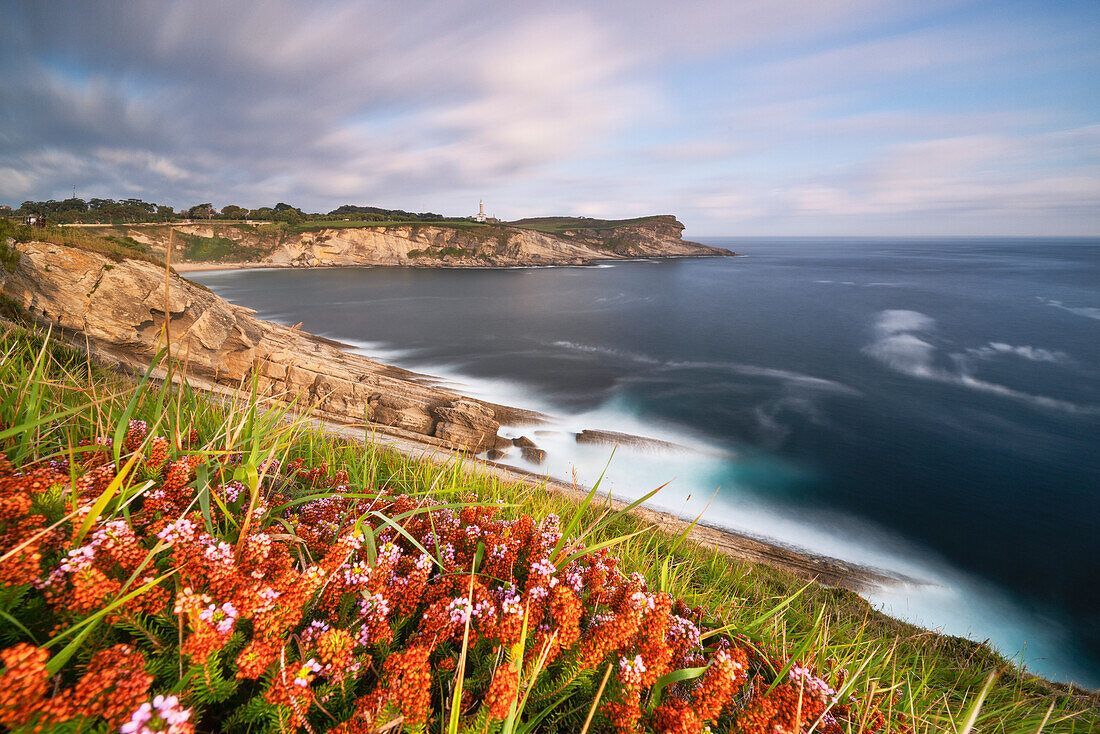 1100x734 a long exposure to capture the sunrise