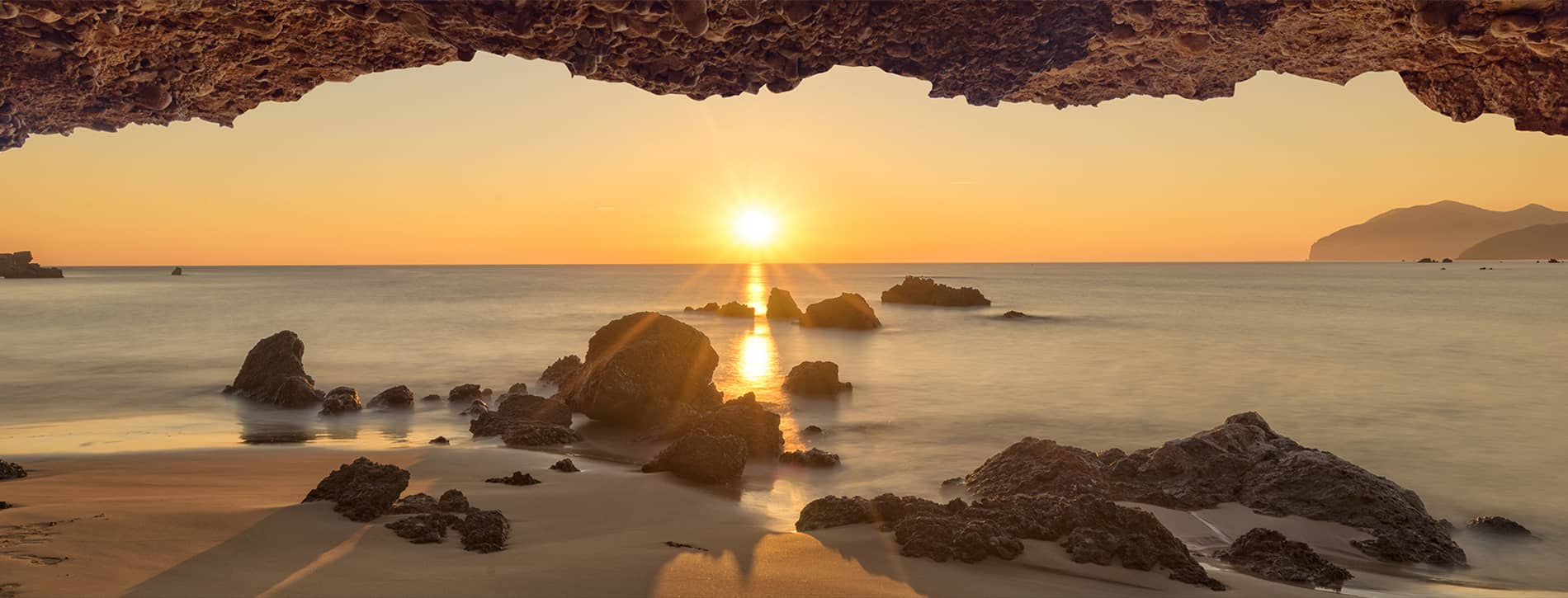 1900x725 lighthouses to shine a light on Cantabria