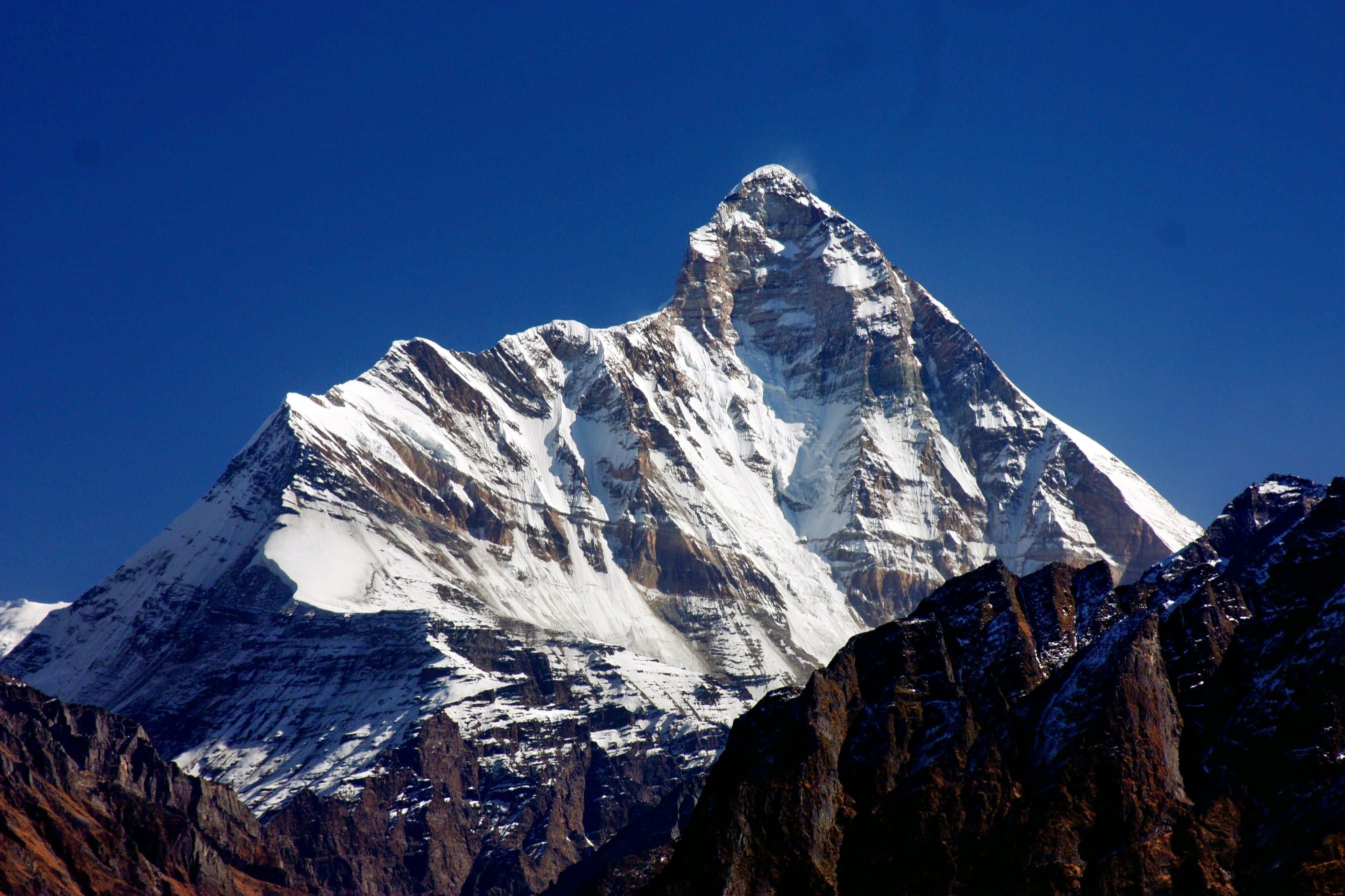 2689x1792 Nanda Devi Peak, Auli: How To Reach, Best Time & Tips