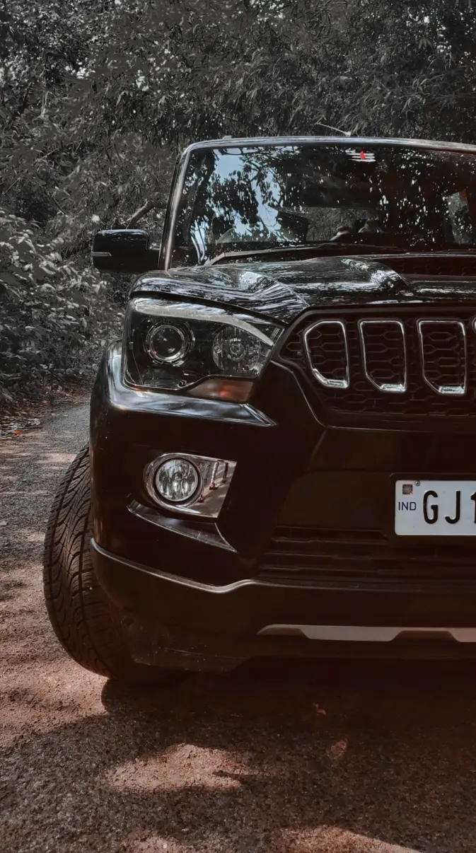 673x1206 Mahindra Scorpio wallpaper