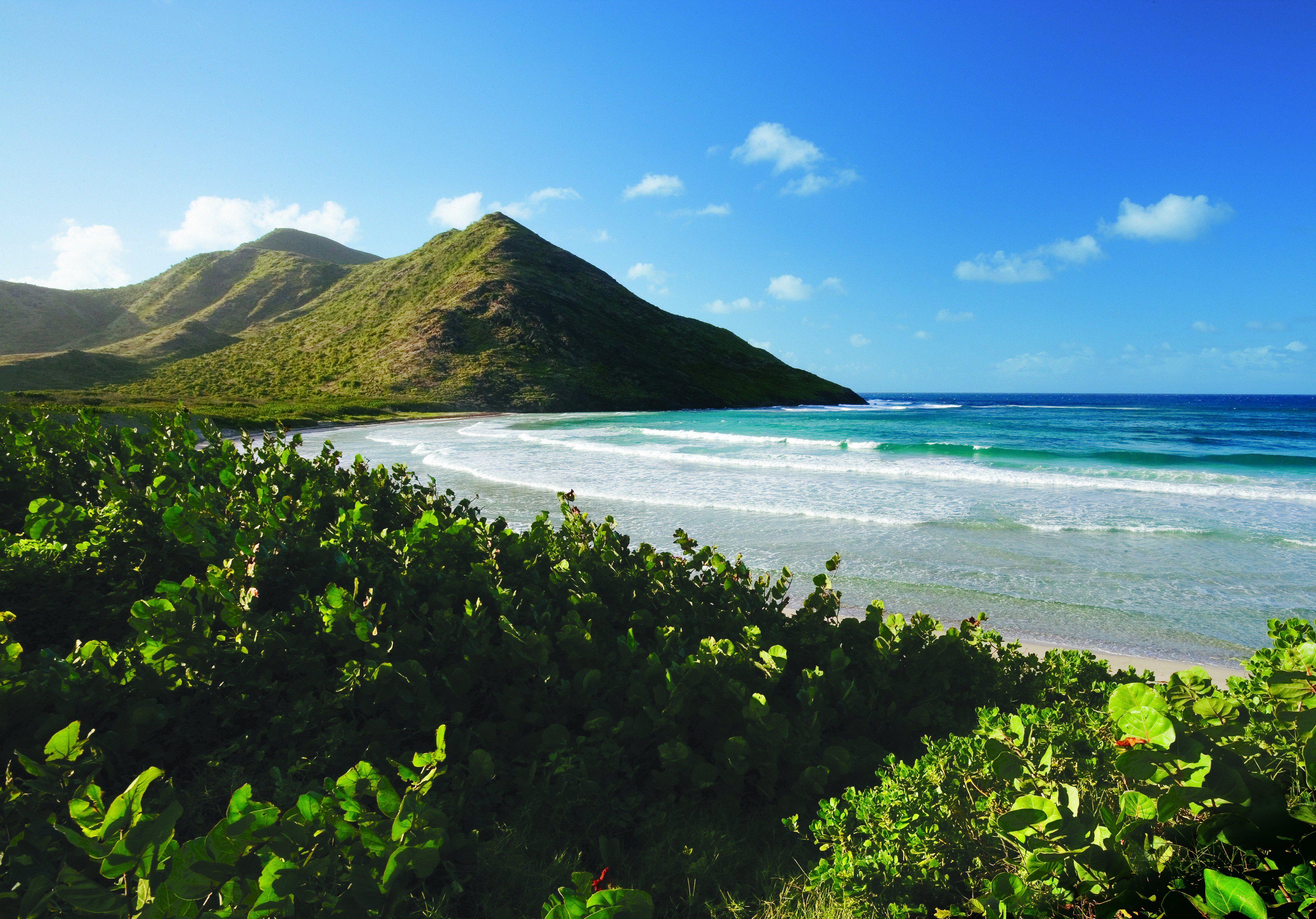 4368x3053 Yacht charters in St Kitts and Nevis in the Leeward Islands