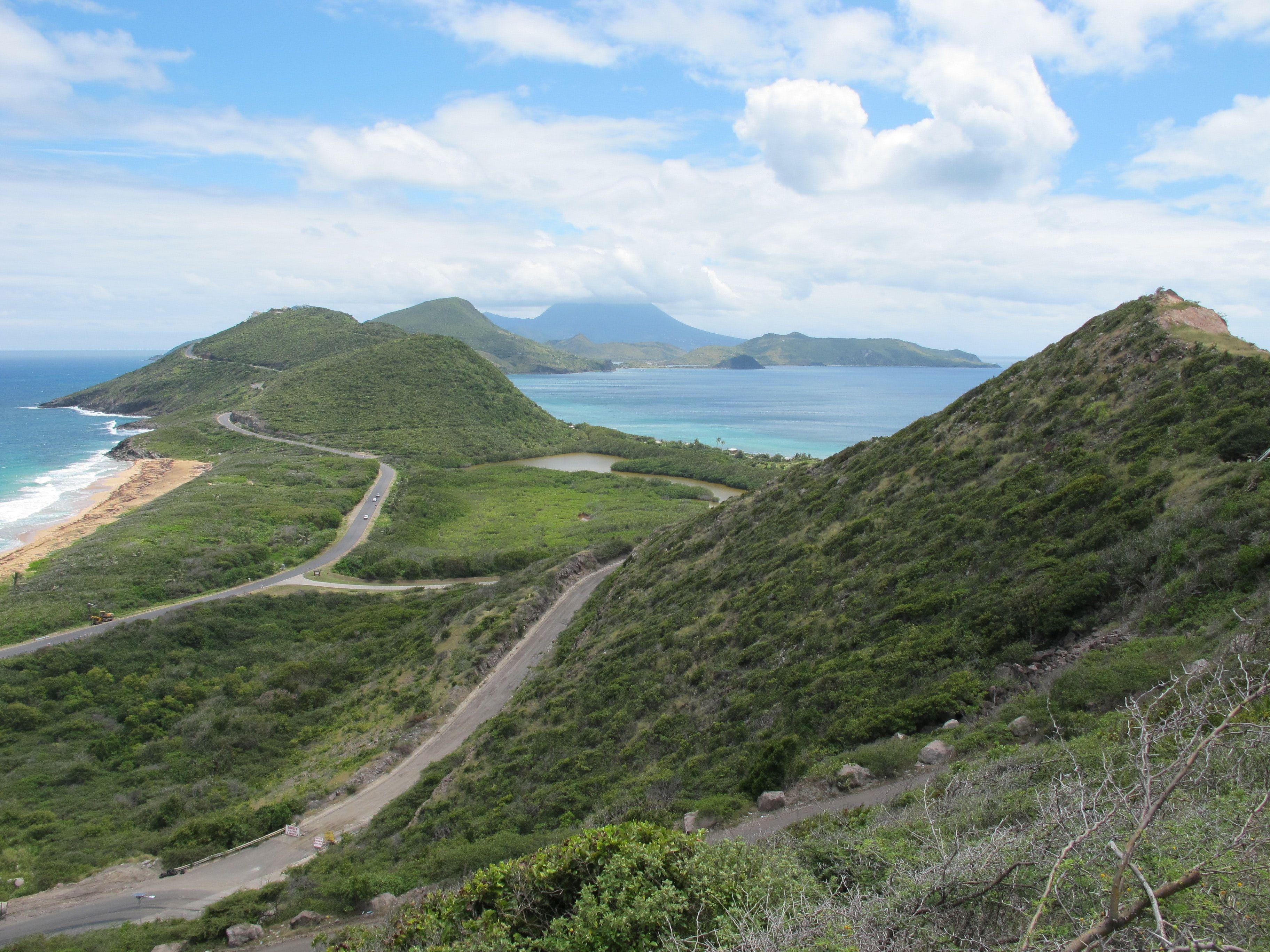 3648x2736 Free of road, Saint Kitts, Saint Kitts and Nevis