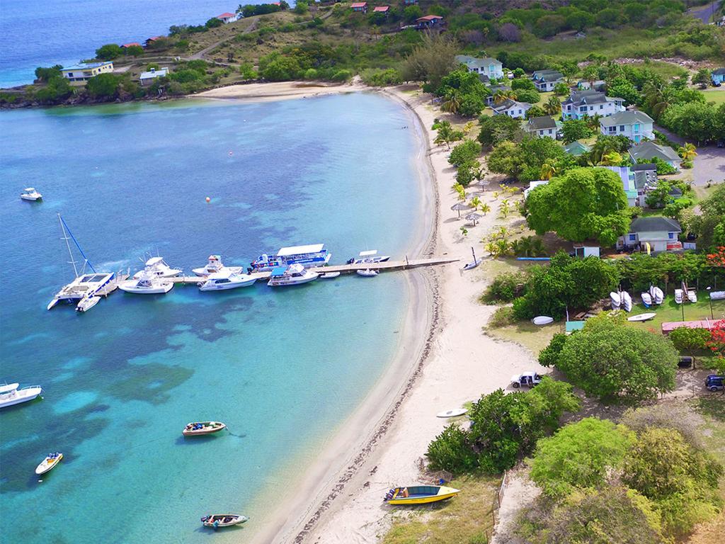 1024x768 Oualie Beach Resort, Nevis, St. Kitts and Nevis