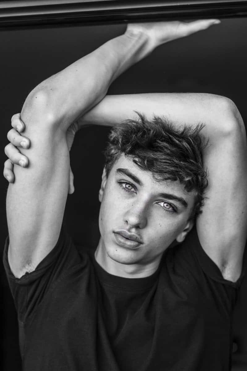 799x1200 Gavin Casalegno Wallpaper