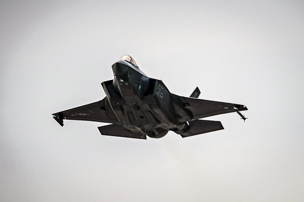 1200x799 US Cranks F 35 Production In A Losing Race With China