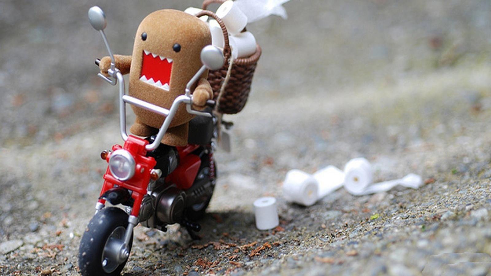 1600x900 Funny Bike Riding Wallpaper Wallpaper Hd, Download