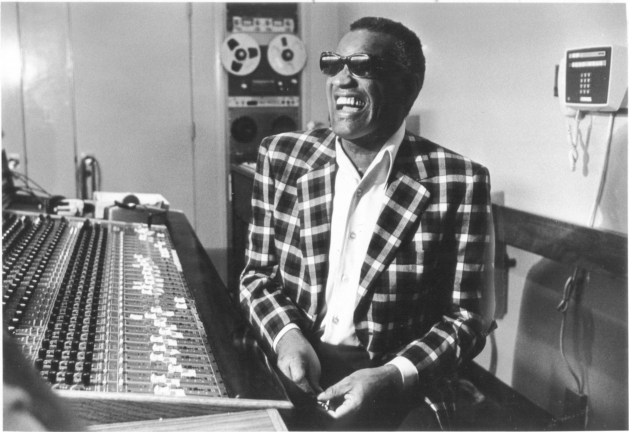 2000x1374 Ray Charles Wallpaper
