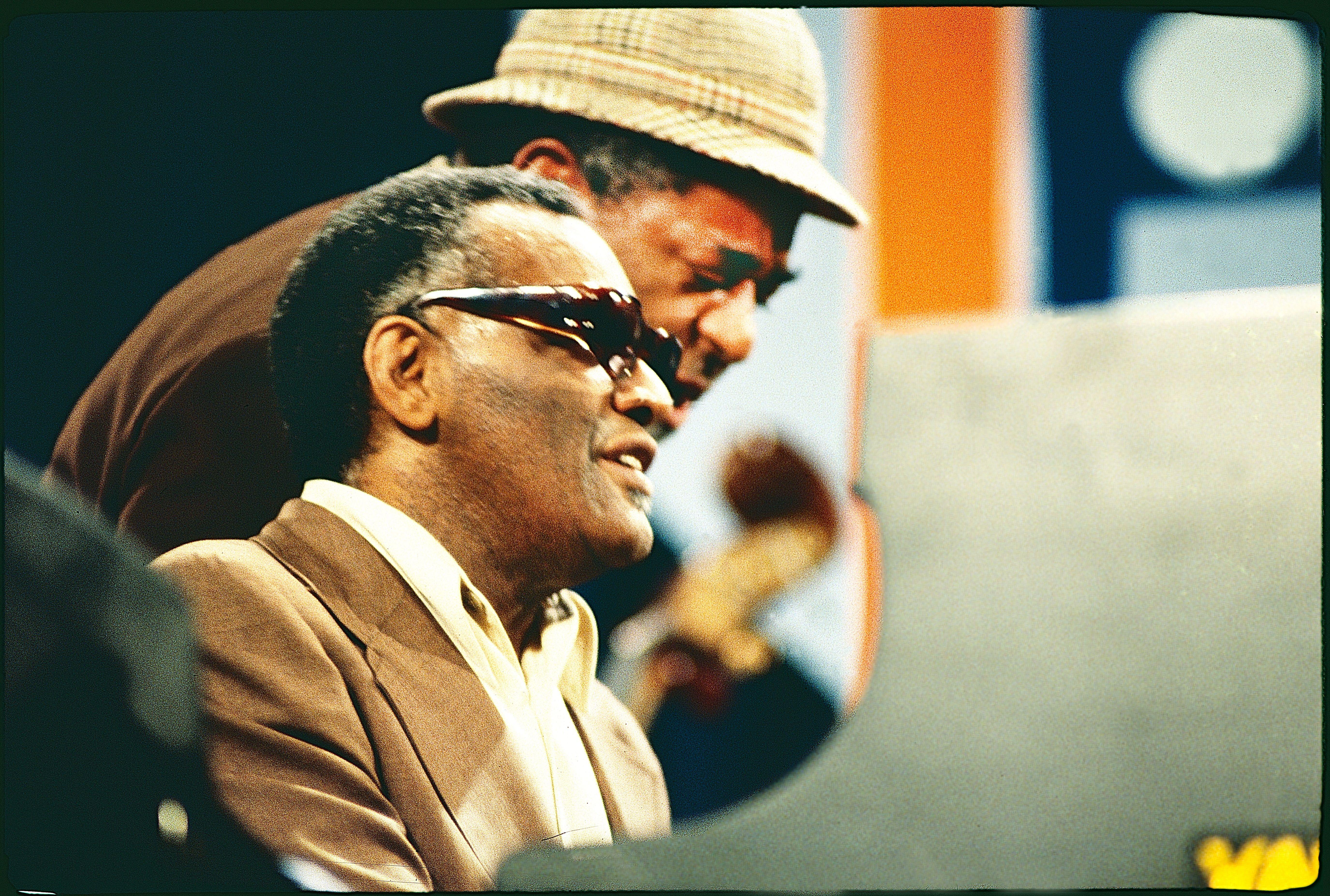 5500x3708 Ray Charles Wallpaper