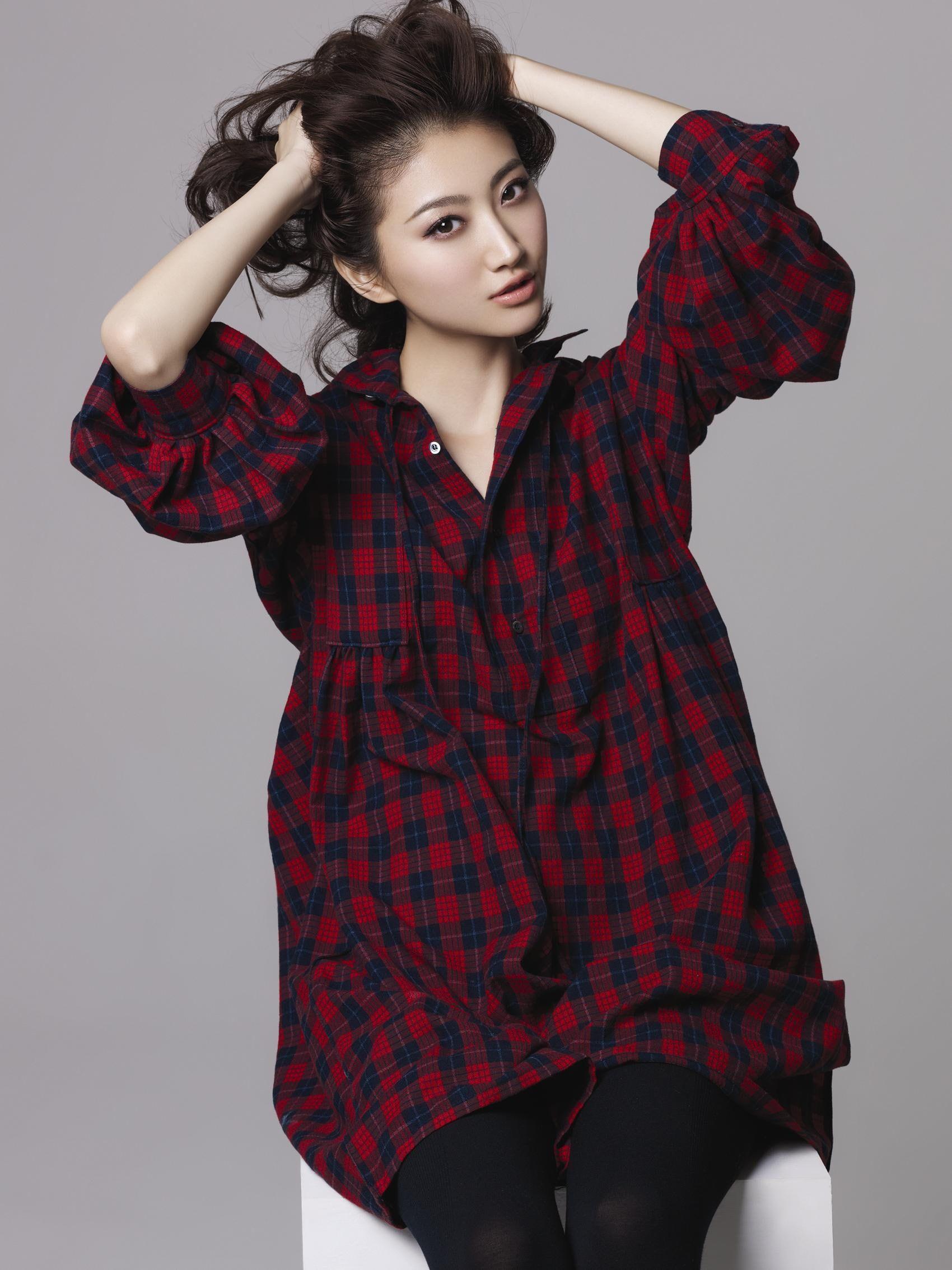 1700x2267 Jing Tian HD wallpaper free download
