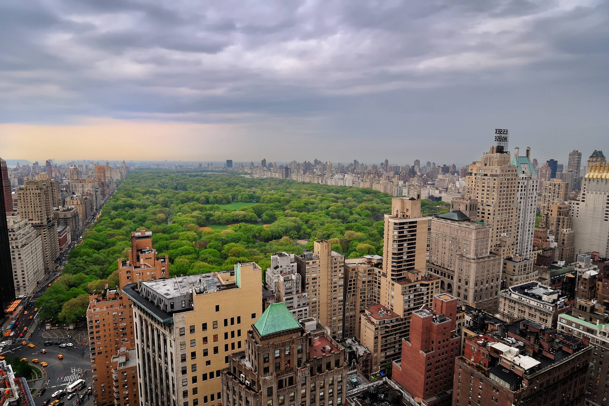 2099x1399 Central Park Wallpaper