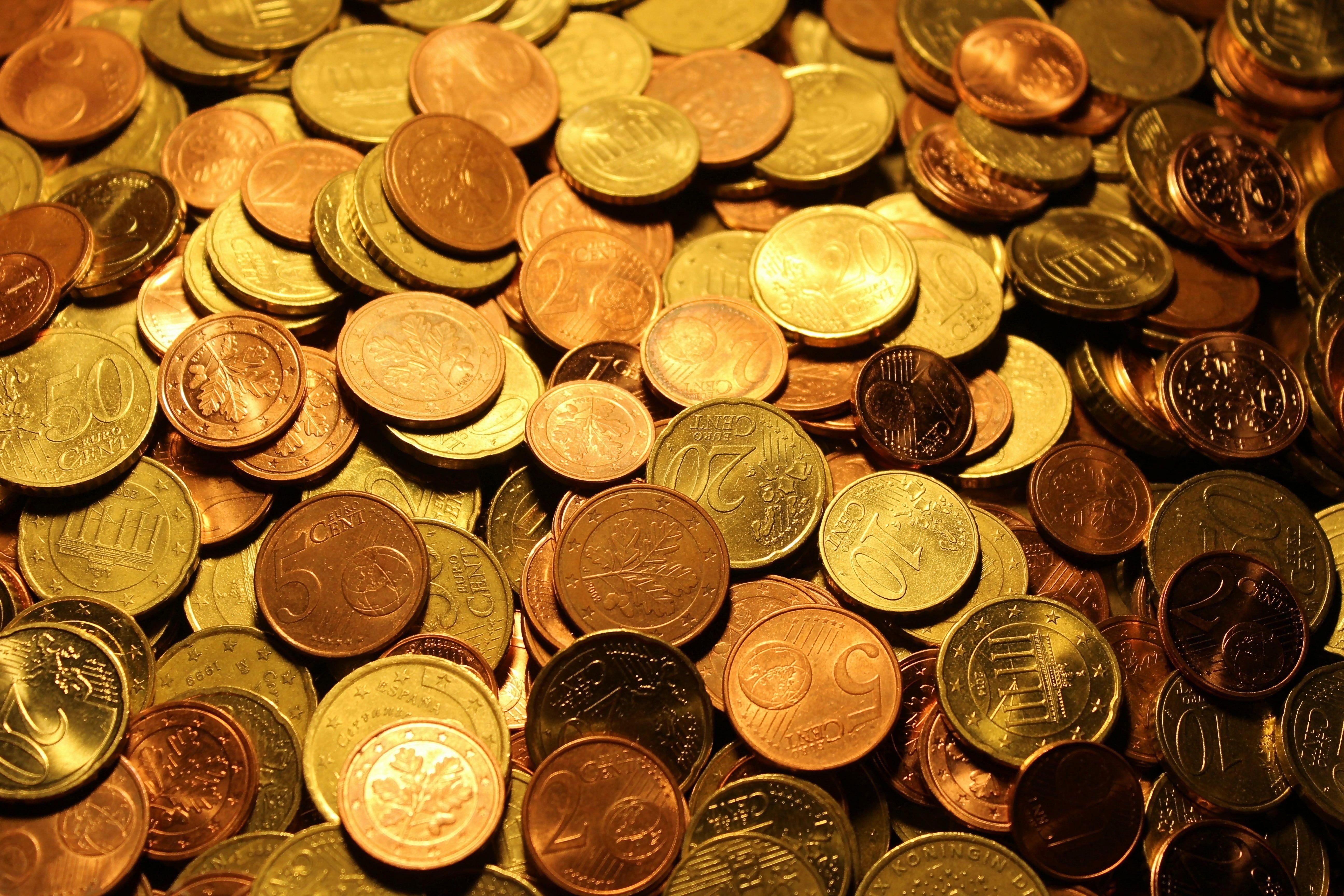 5184x3456 Gold and copper coins HD wallpaper