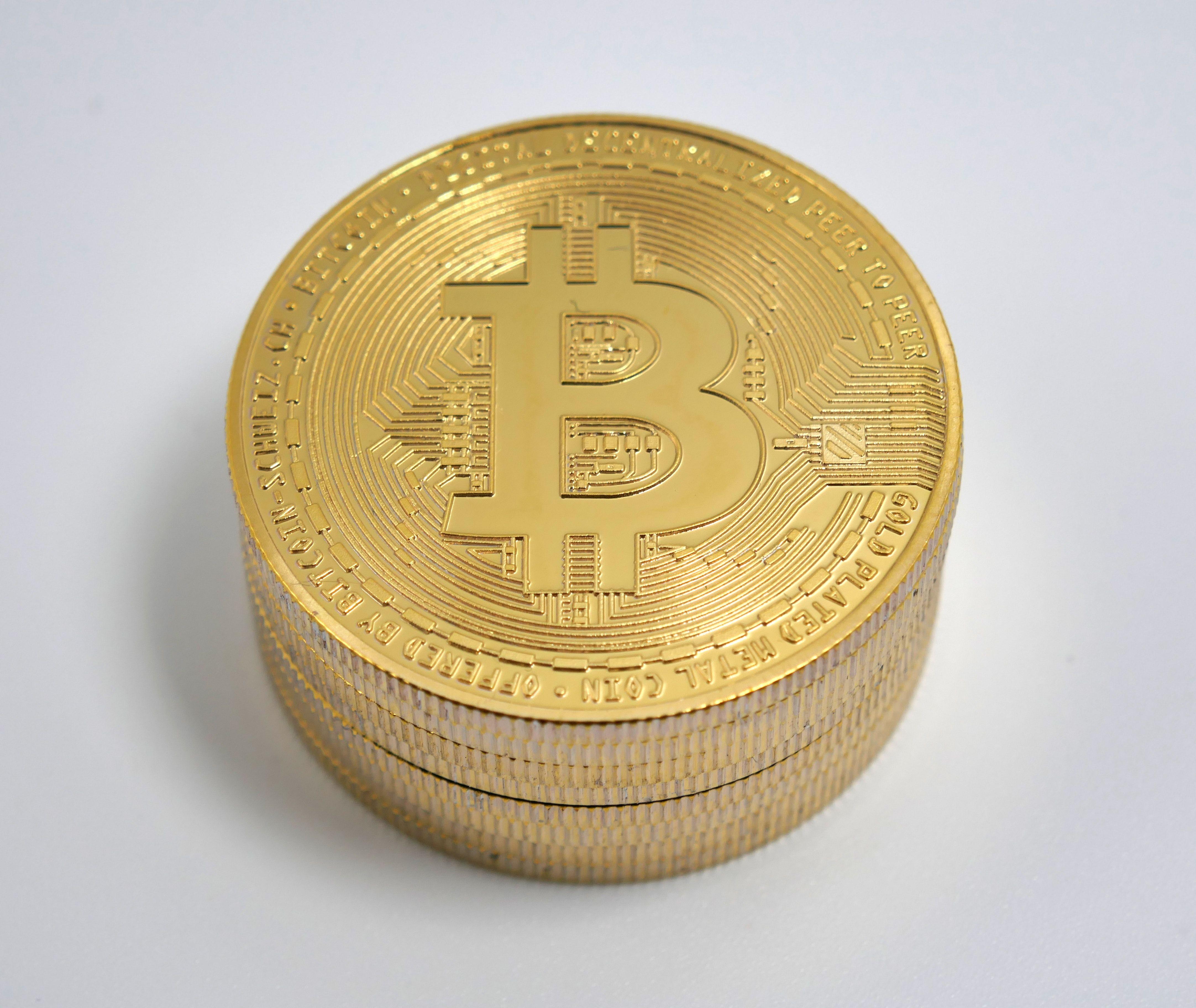 4328x3648 Gold Coins Picture. Download Free Image