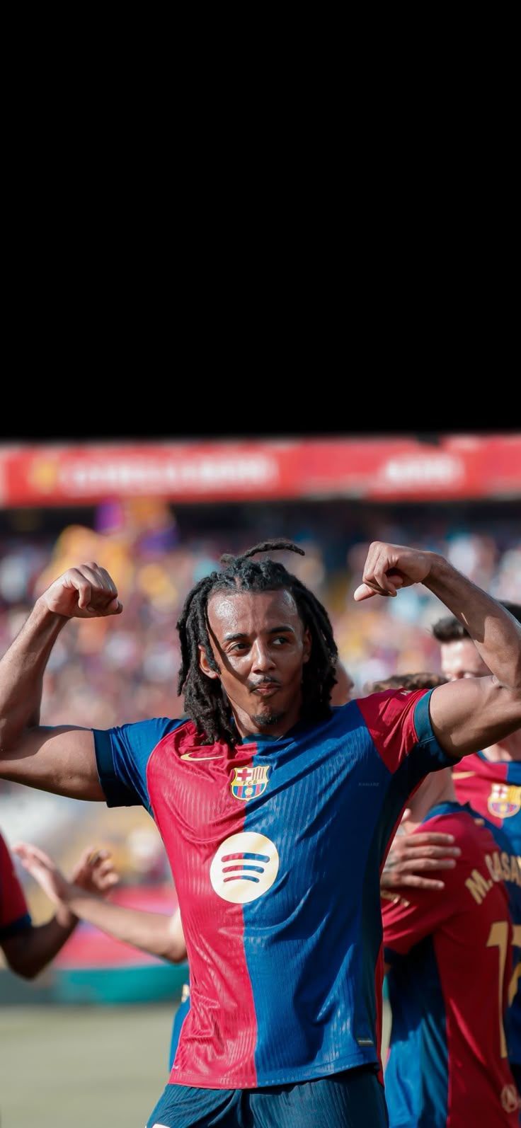 736x1594 J. Kounde