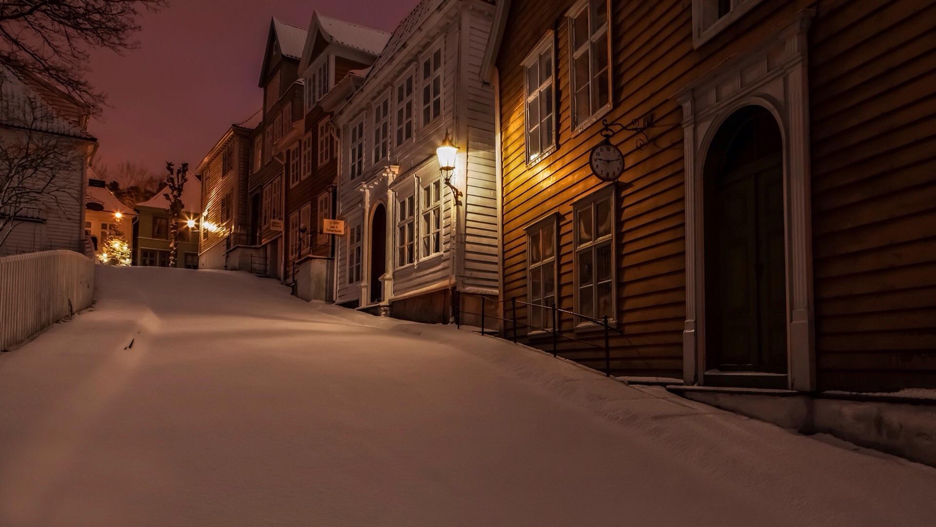 1920x1080 Bergen Wallpaper