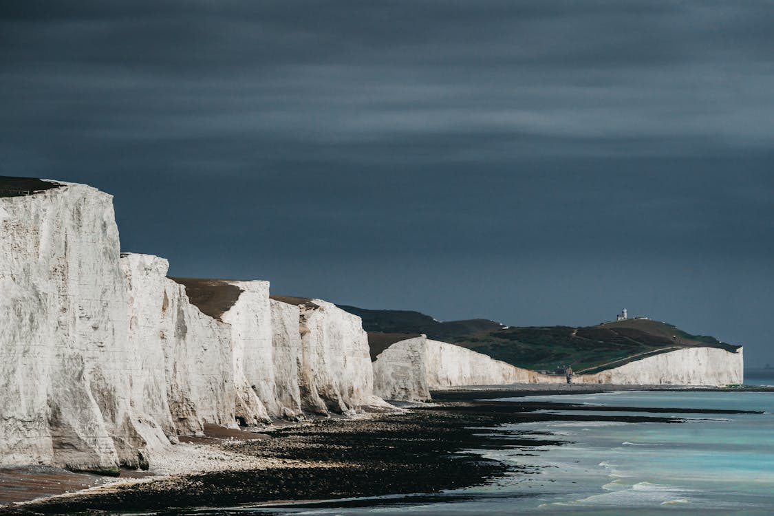1125x750 Seven Sisters, Sussex, England · Free
