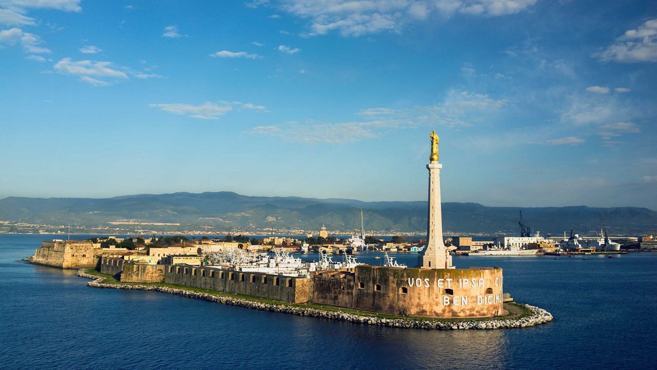 1280x720 Sicily, (messina), Italy. Shore Excursions & Tours