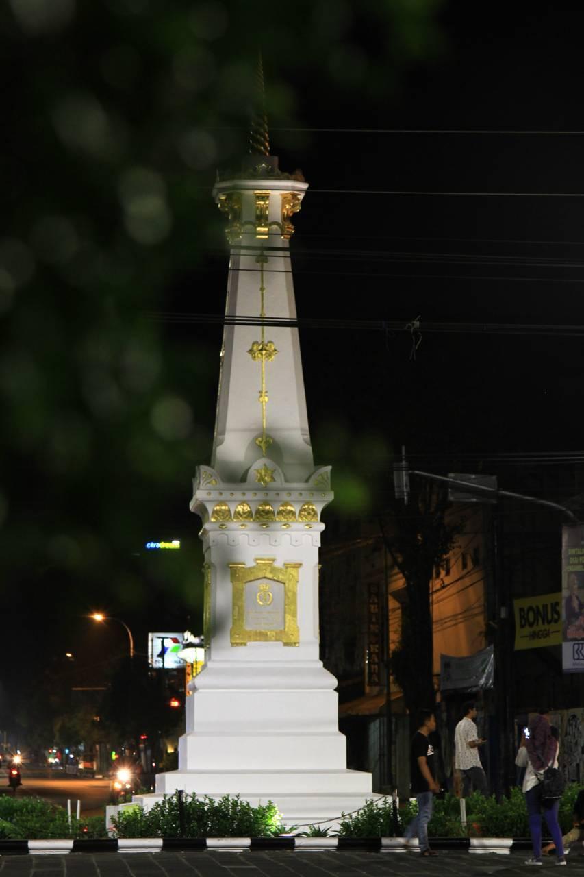 853x1280 Yogyakarta Wallpaper